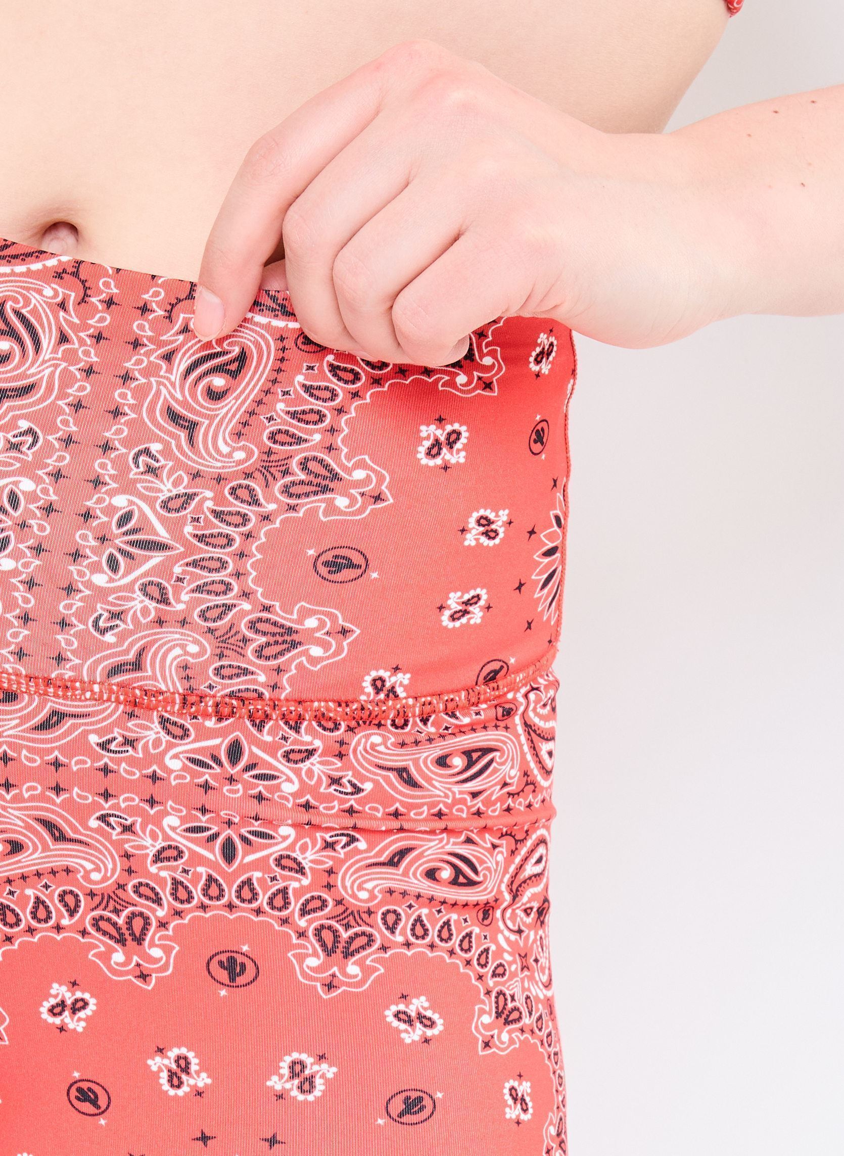 Shorts Yoga Short Red Bandana femme rouge Arizona Love Shorts Yoga Short Red Bandana femme rouge Red