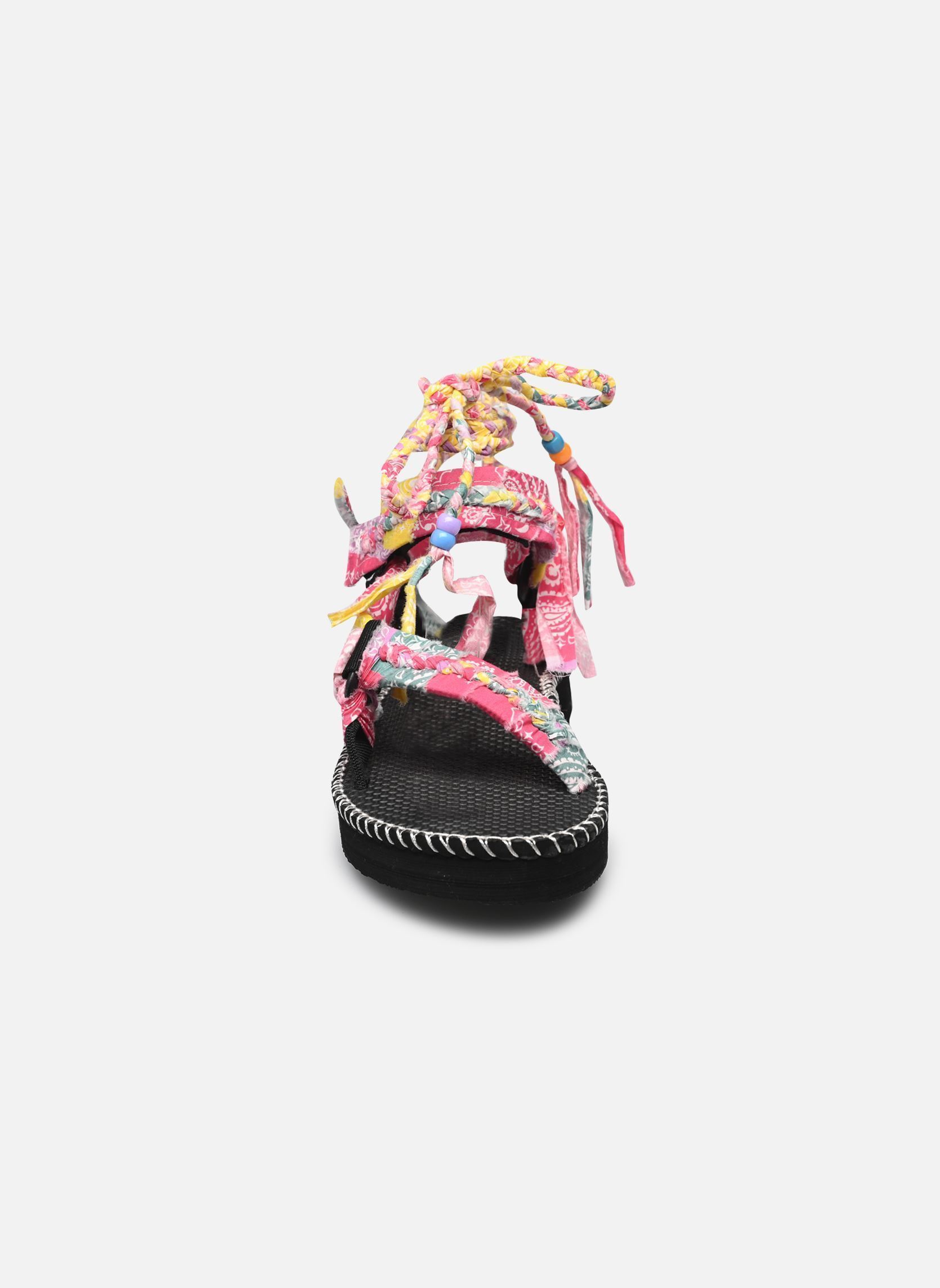 Sandales plates Trekky Stitch femme multicolore Arizona Love Sandales plates Trekky Stitch femme multicolore Multicolore