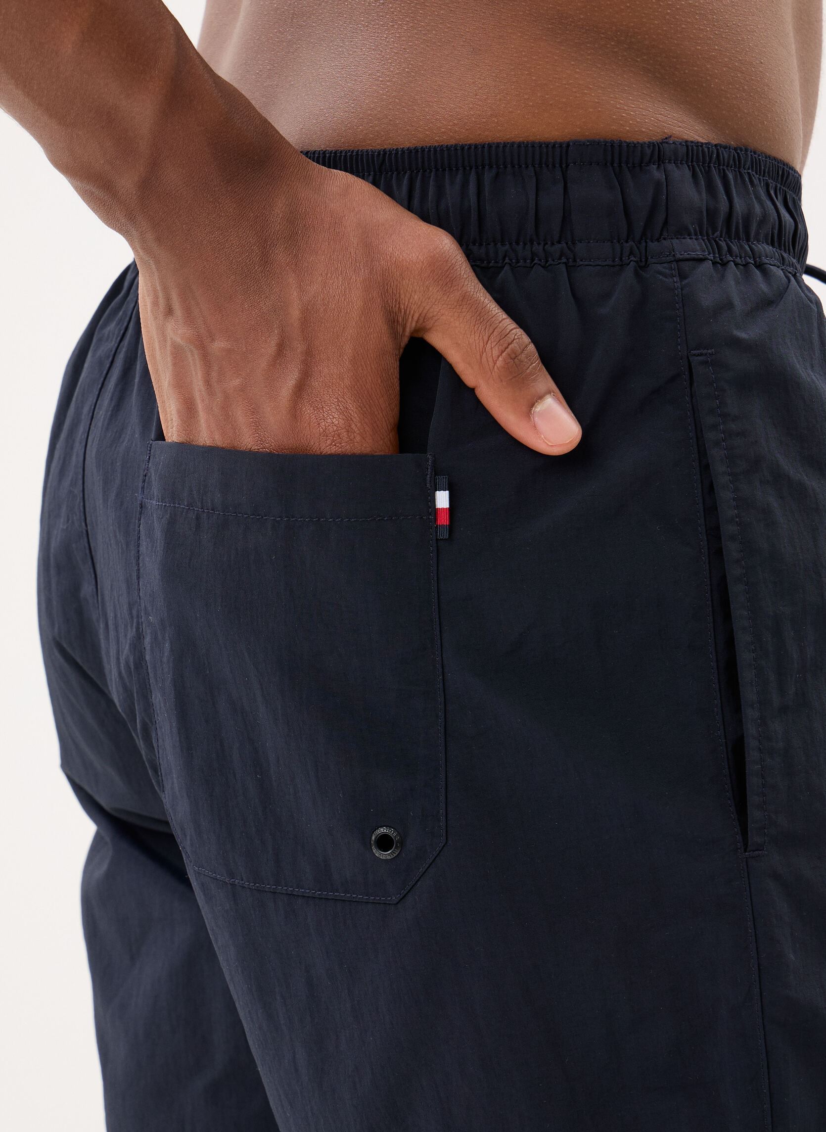Shorts de bain Medium Drawstring UM0UM03477 homme bleu Tommy Hilfiger Shorts de bain Medium Drawstring UM0UM03477 homme bleu DESERT SKY