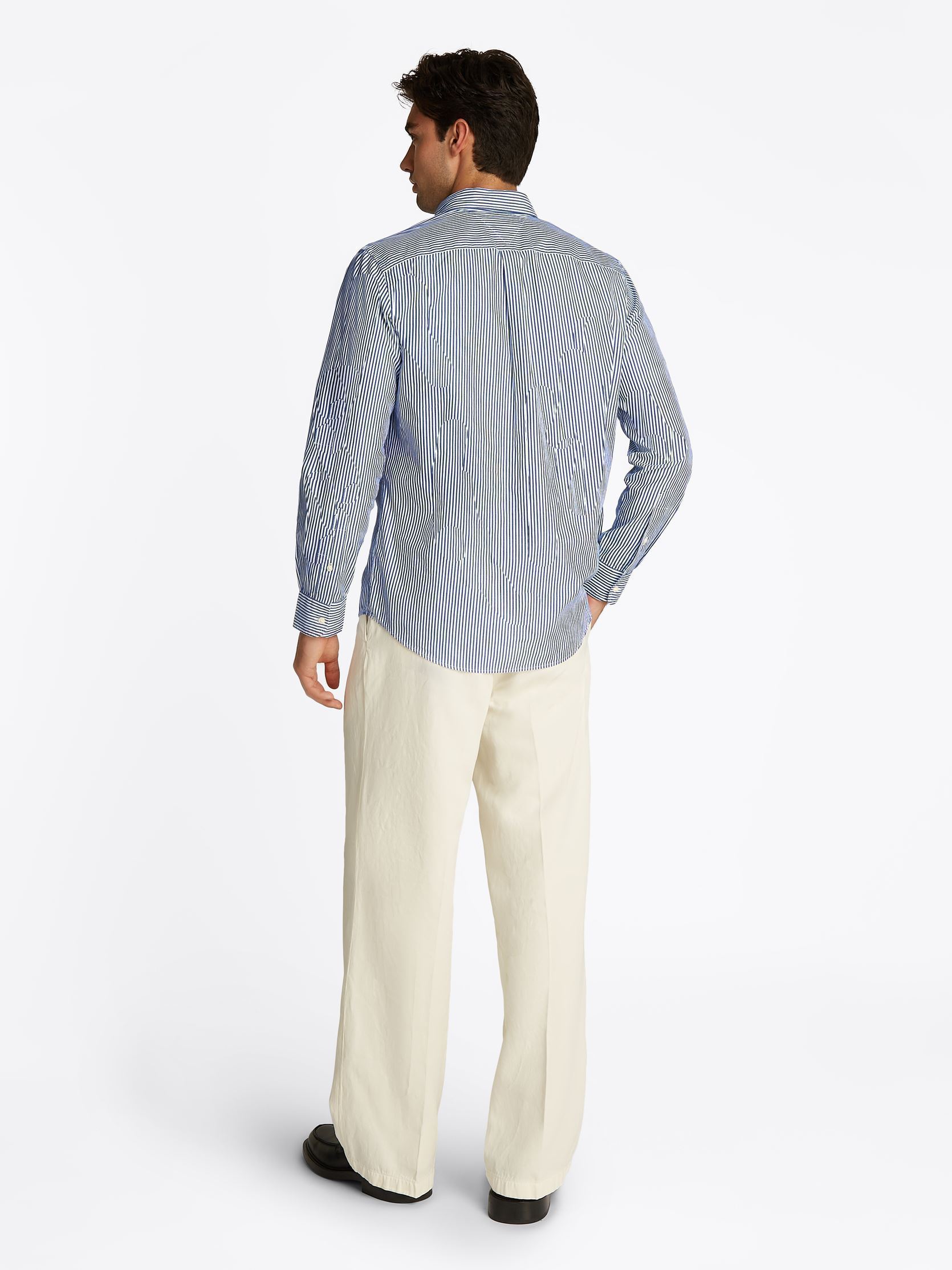 Chemises Flex Poplin Classic MW0MW37549 homme bleu Tommy Hilfiger Chemises Flex Poplin Classic MW0MW37549 homme bleu WEDGE BLUE / OPTIC WHITE