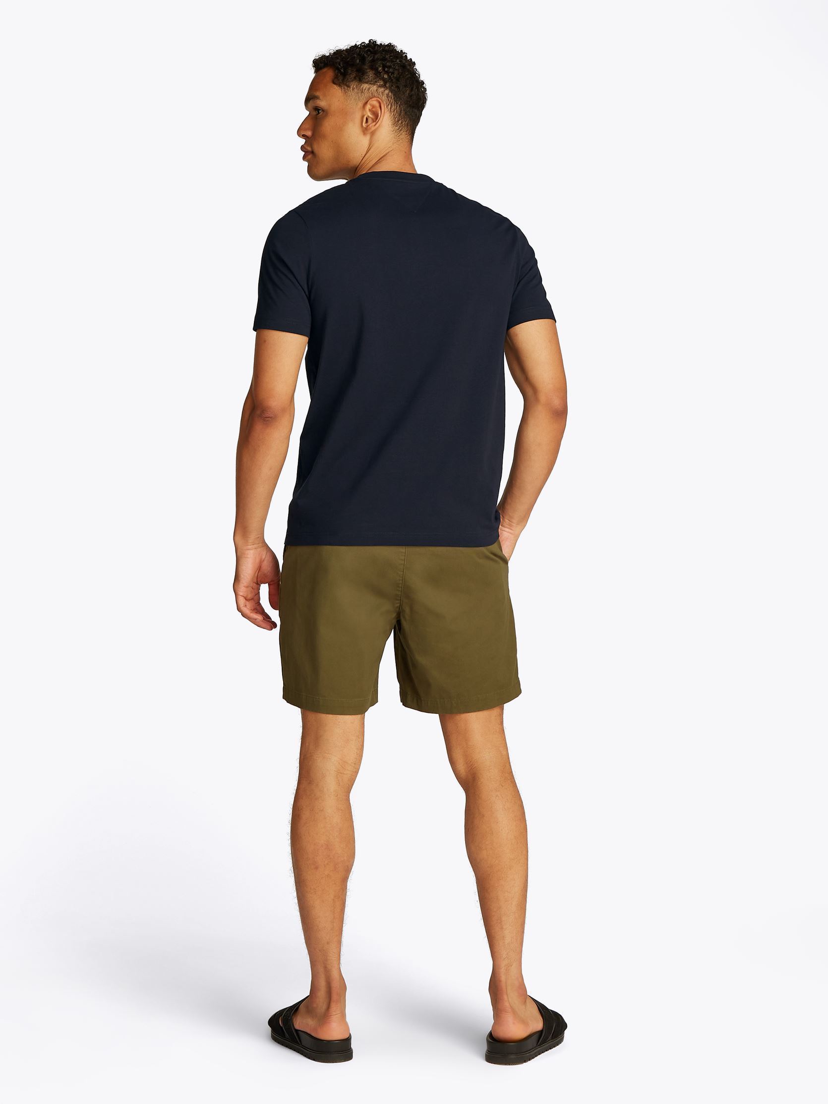 T-shirt a maniche corte Hilfiger Stack Tee MW0MW38622 uomo blu Tommy Hilfiger T-shirt a maniche corte Hilfiger Stack Tee MW0MW38622 uomo blu DESERT SKY