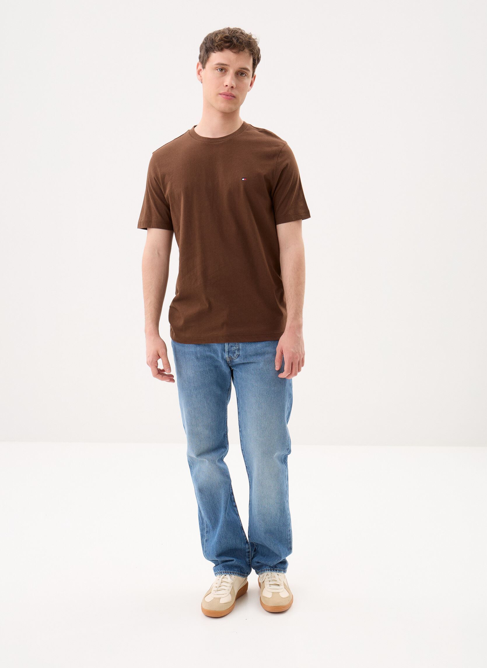T-shirts met korte mouwen Ess Seasonal Reg Fit MW0MW39995 heren bruin Tommy Hilfiger T-shirts met korte mouwen Ess Seasonal Reg Fit MW0MW39995 heren bruin LEGACY BROWN