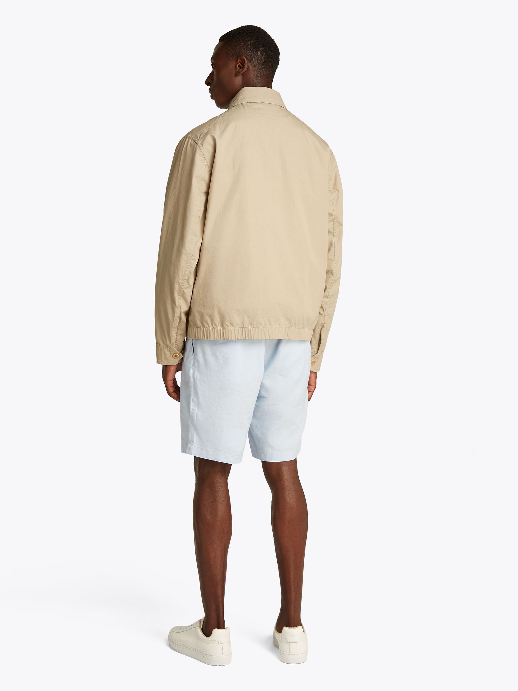 Blousons Lightweight Cotton I MW0MW38715 homme vert Tommy Hilfiger Blousons Lightweight Cotton I MW0MW38715 homme vert SANDALWOOD