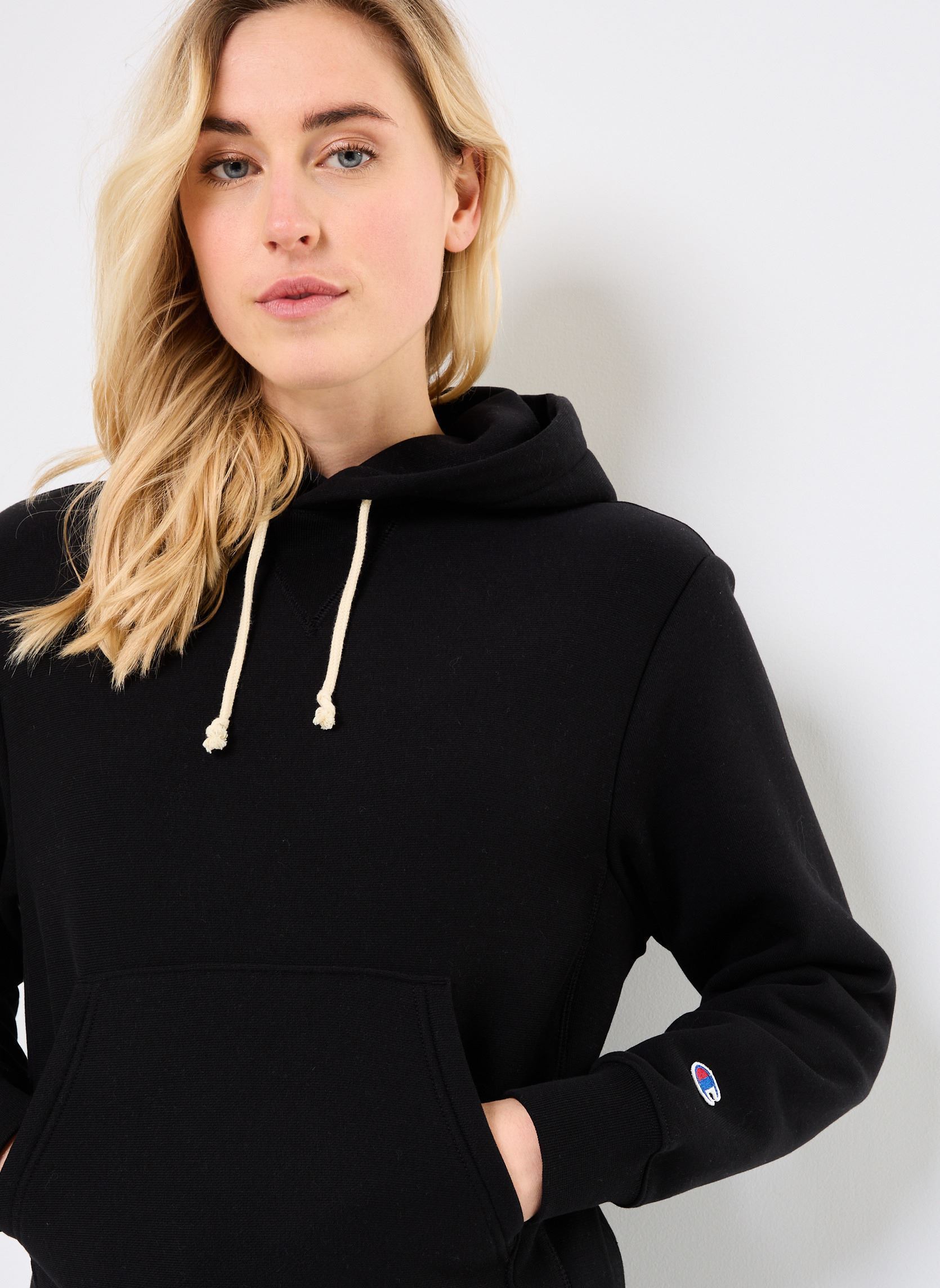 Kapuzenpullover 117869 damen schwarz Champion Kapuzenpullover 117869 damen schwarz KK001