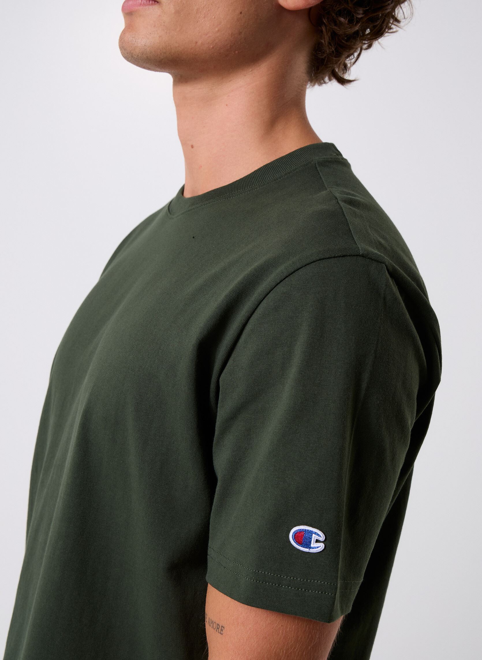 Tee-shirts manches courtes 220761 homme vert Champion Tee-shirts manches courtes 220761 homme vert GS586