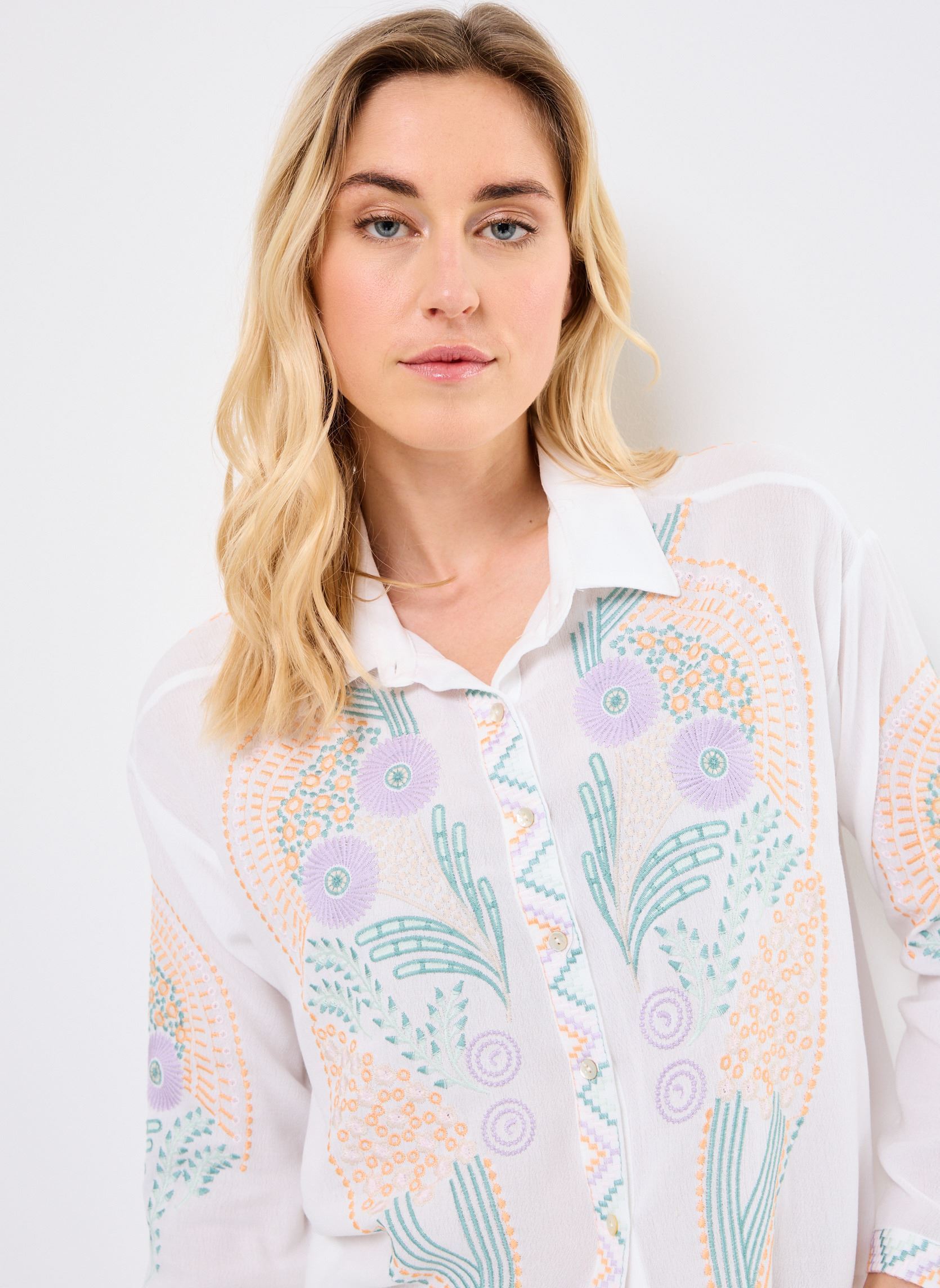 Chemises manches longues M04B118 femme blanc Meisïe Chemises manches longues M04B118 femme blanc PONY