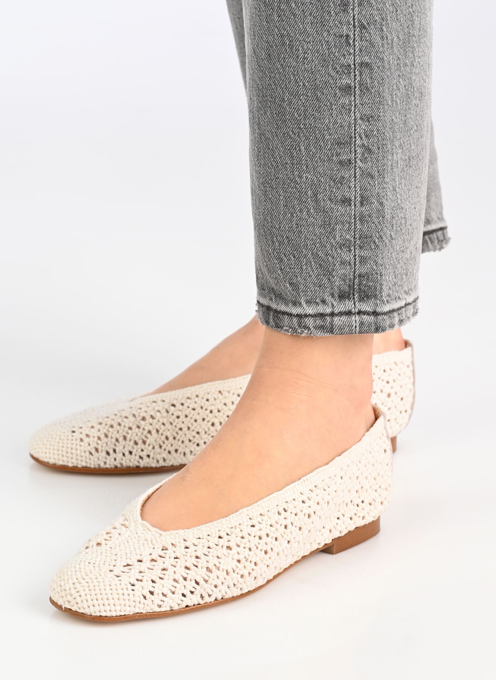 Ballerines classiques Mahi femme blanc Odaje Ballerines classiques Mahi femme blanc TRESSÉ ÉCRU