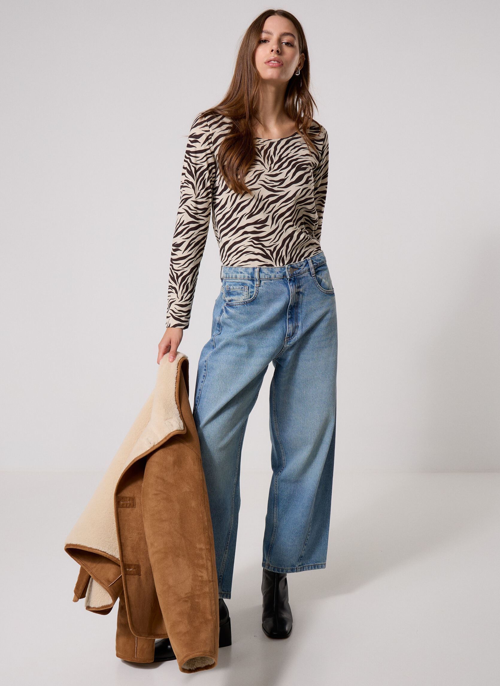 Tee-shirts TESSLEO femme beige MADE BY Tee-shirts TESSLEO femme beige IMP_ZEBRE VECTEUR_BEIGE