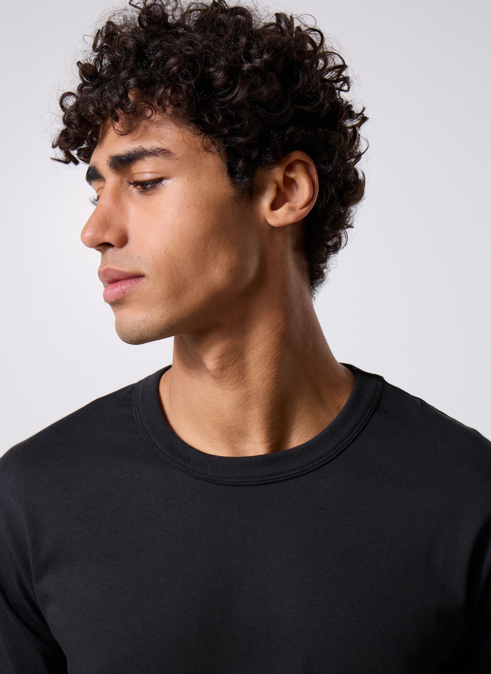 T-shirt a maniche lunghe TPERFLONG uomo nero Marvin&Co T-shirt a maniche lunghe TPERFLONG uomo nero JET BLACK