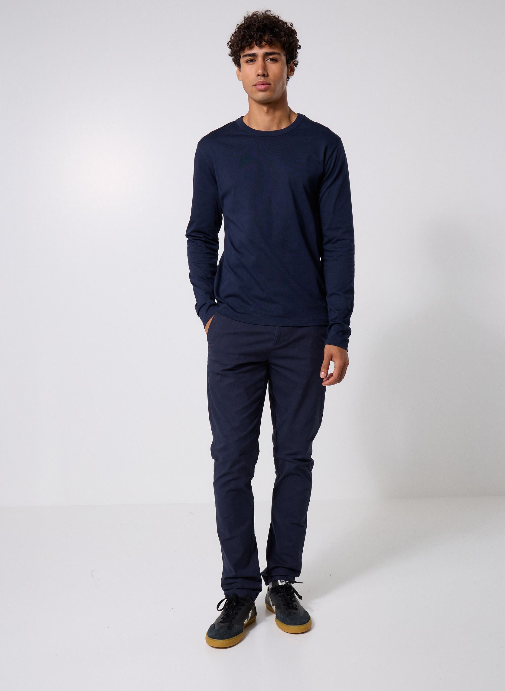 Tee-shirts manches longues TPERFLONG homme bleu Marvin&Co Tee-shirts manches longues TPERFLONG homme bleu Sky captain
