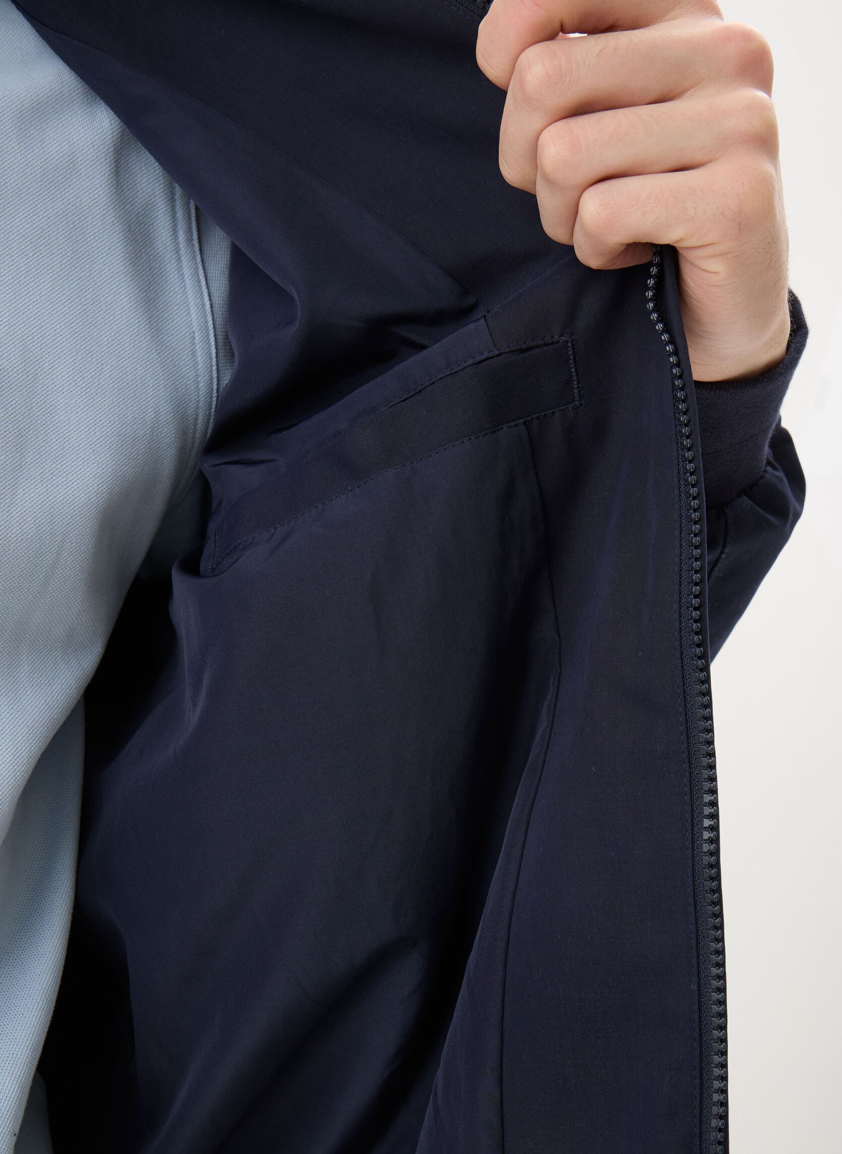 Blousons LIGHTWEIGHT HAMPSHIRE JACKET homme bleu GANT Blousons LIGHTWEIGHT HAMPSHIRE JACKET homme bleu EVENING BLUE