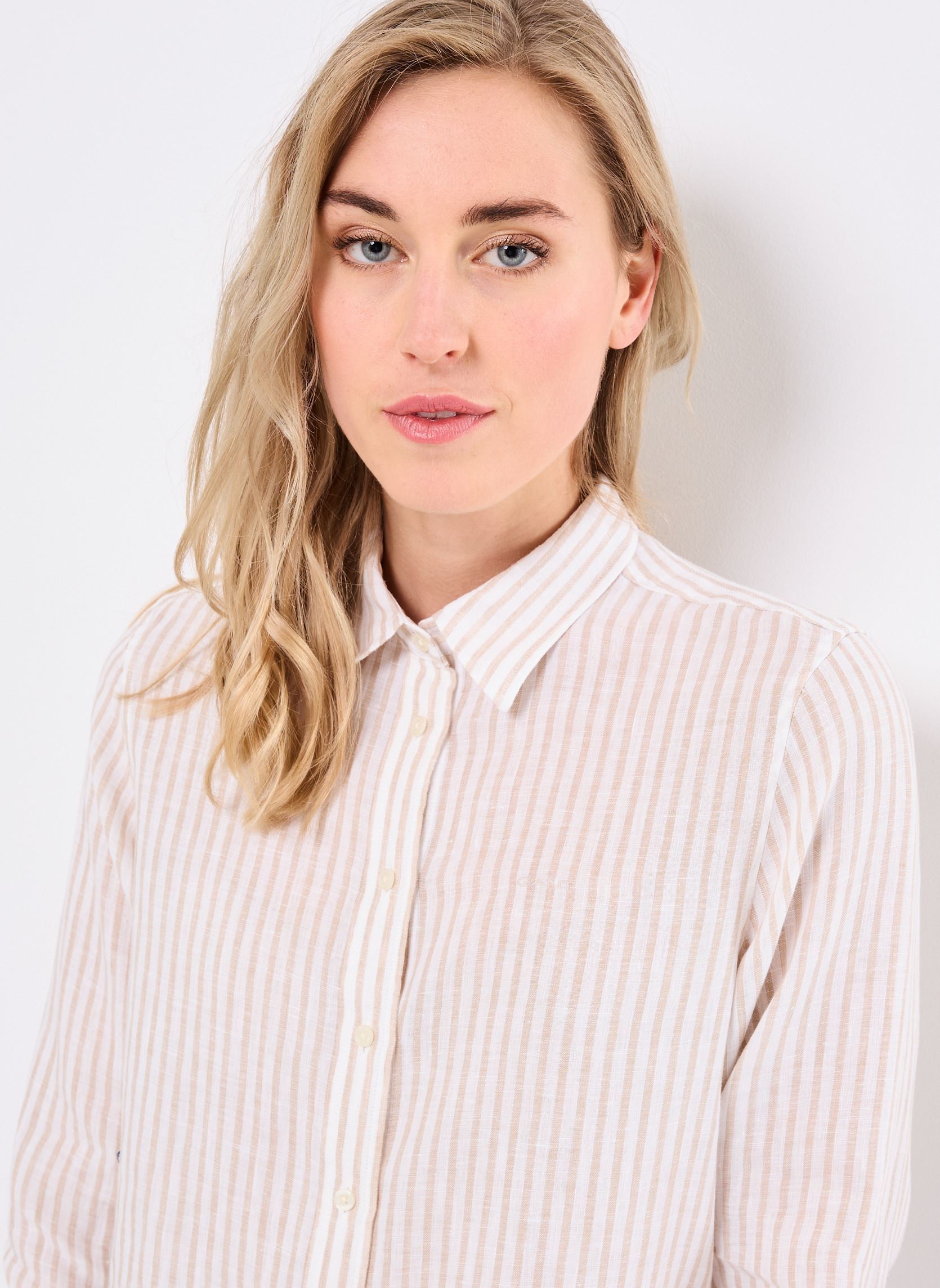Chemises manches longues REG LINEN STRIPED SHIRT femme beige GANT Chemises manches longues REG LINEN STRIPED SHIRT femme beige GRIS CLAIR