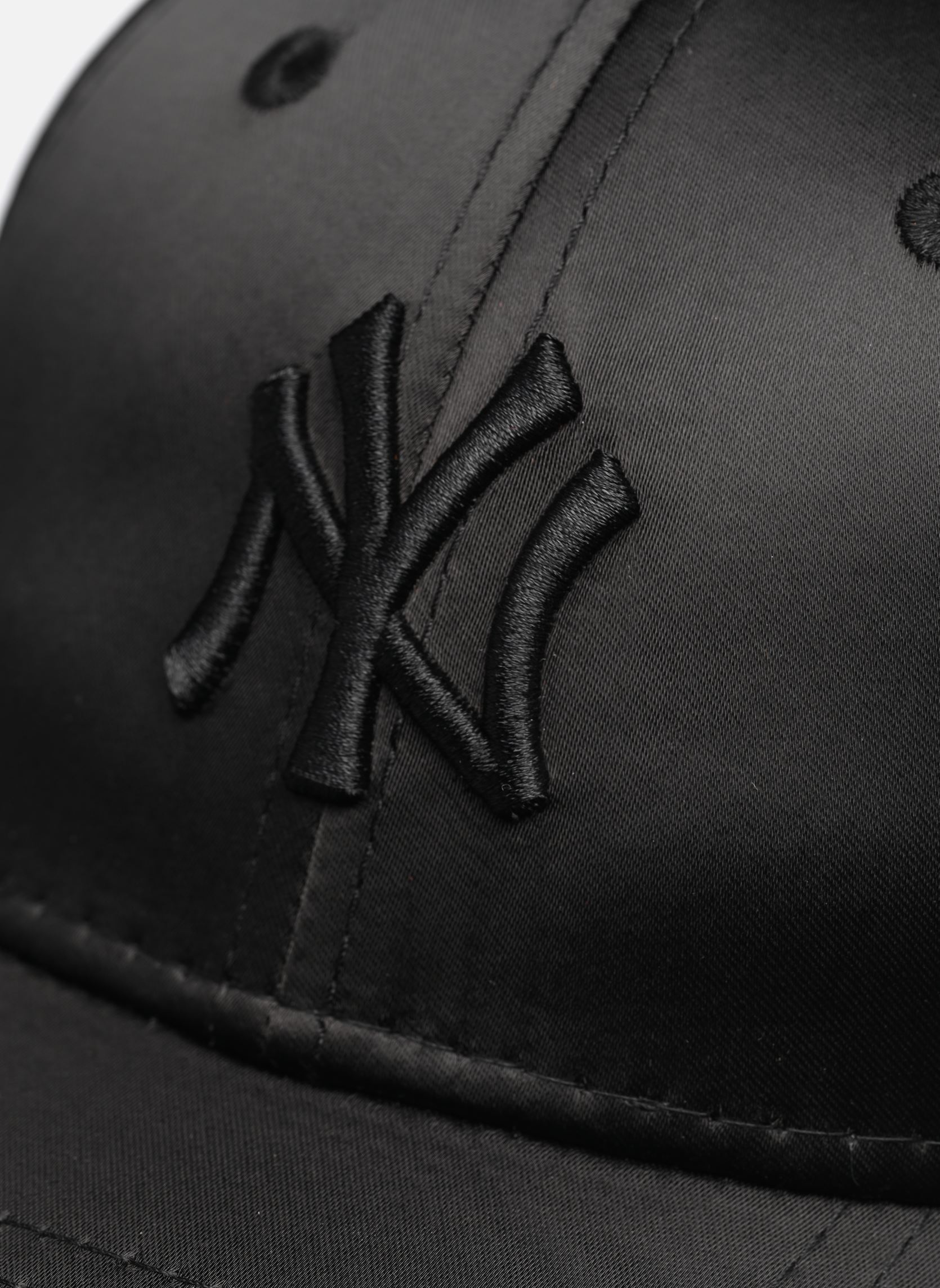Casquettes Casquette Femme satin 9FORTY® - New York femme noir New Era Casquettes Casquette Femme satin 9FORTY® - New York femme noir New York Yankees Blk