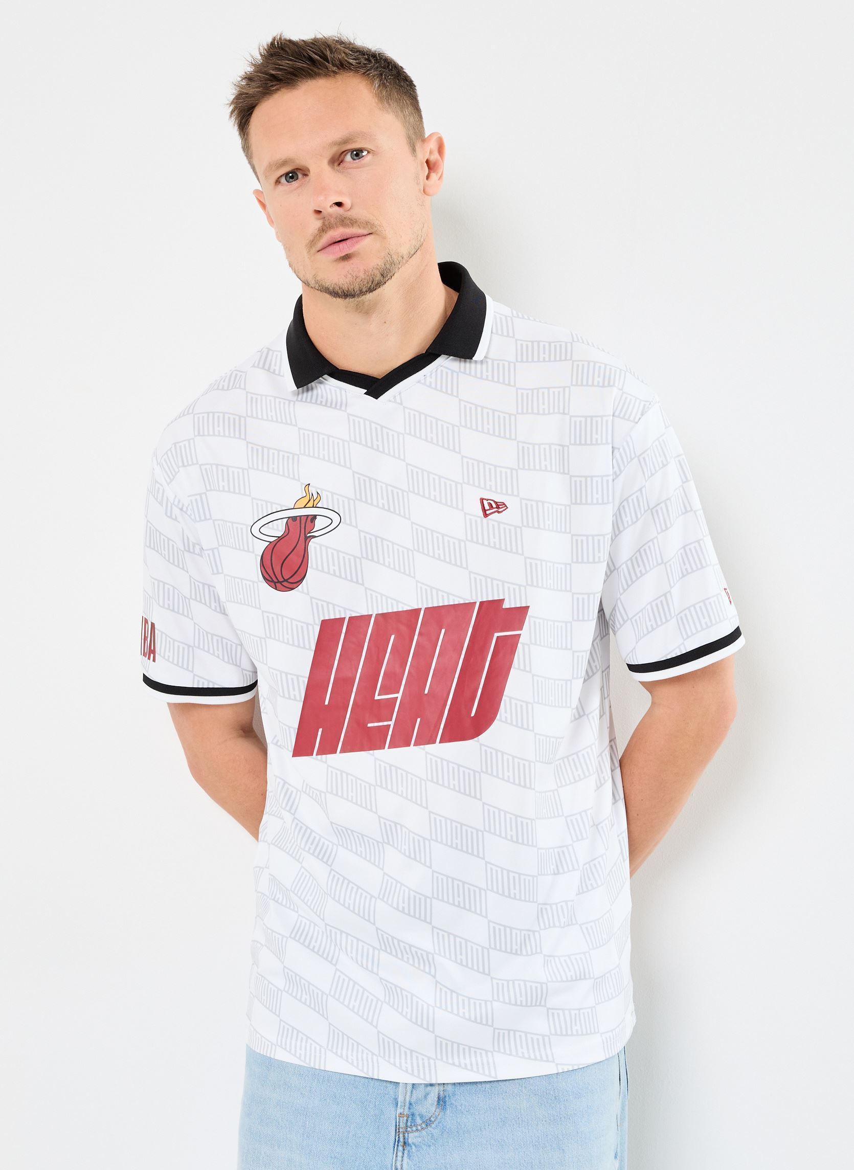 Tee-shirts manches courtes Nba Soccer Os Tee homme blanc New Era Tee-shirts manches courtes Nba Soccer Os Tee homme blanc MIAMI HEAT WHI