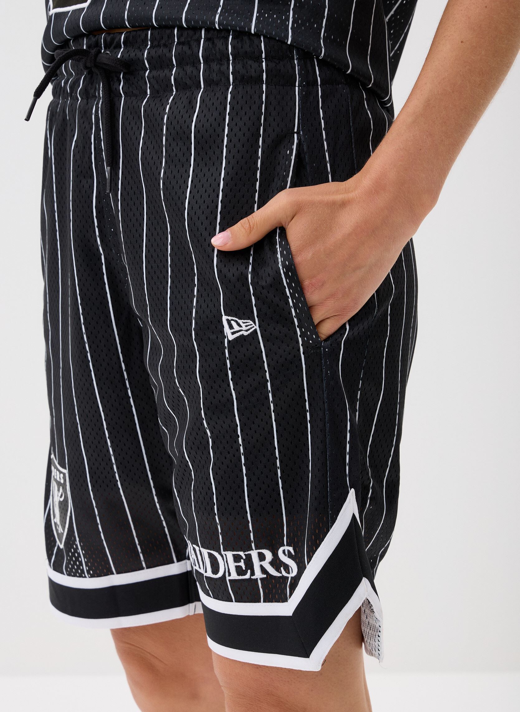 Shorts Nfl Pinstripe Short Women damen schwarz New Era Shorts Nfl Pinstripe Short Women damen schwarz LAS VEGAS RAIDERS BLK