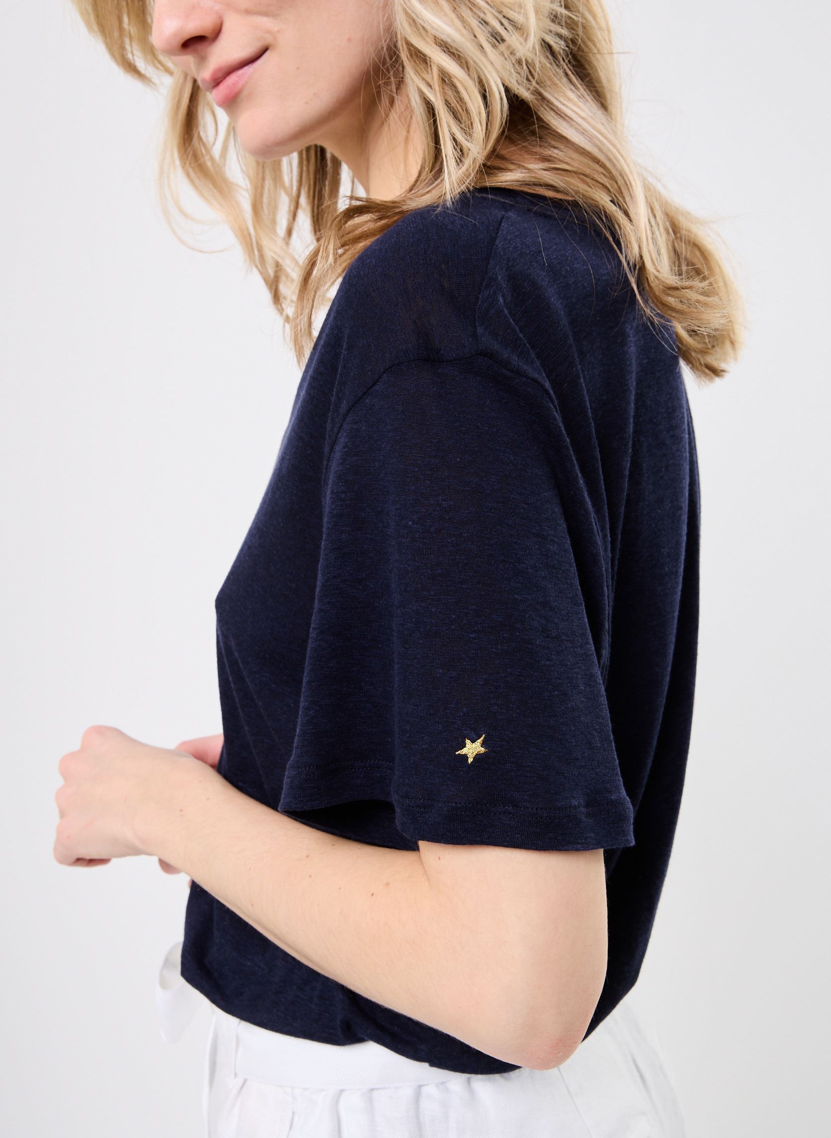 Tee-shirts manches courtes THANA femme bleu La Petite Etoile Tee-shirts manches courtes THANA femme bleu 25-MARINE