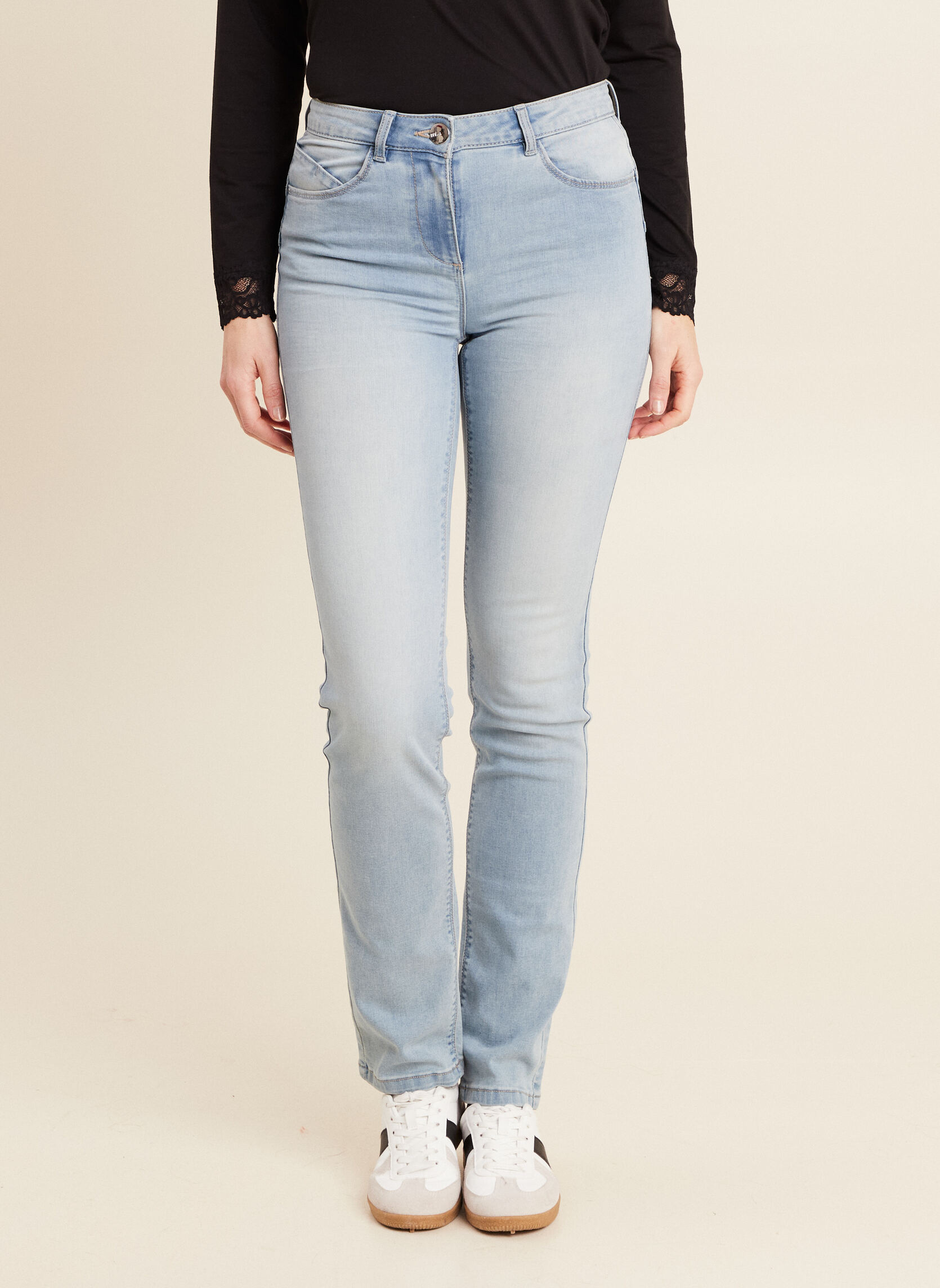 Jeans droit PETOPILON femme bleu Bréal Jeans droit PETOPILON femme bleu Bleu clair
