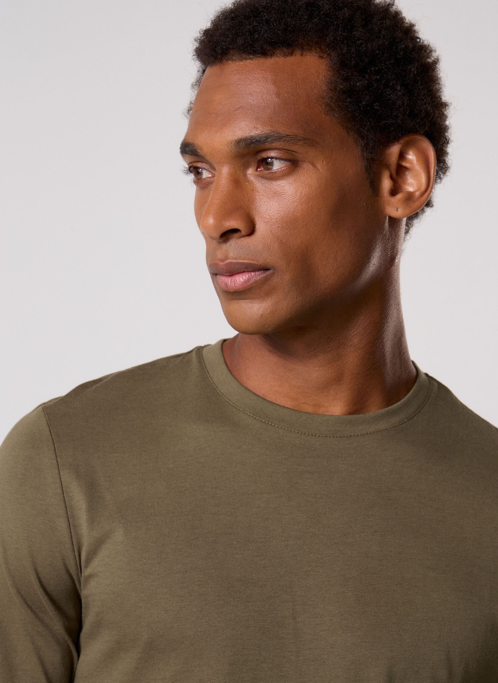 T-shirts TARUNI heren groen MADE BY T-shirts TARUNI heren groen KALAMATA