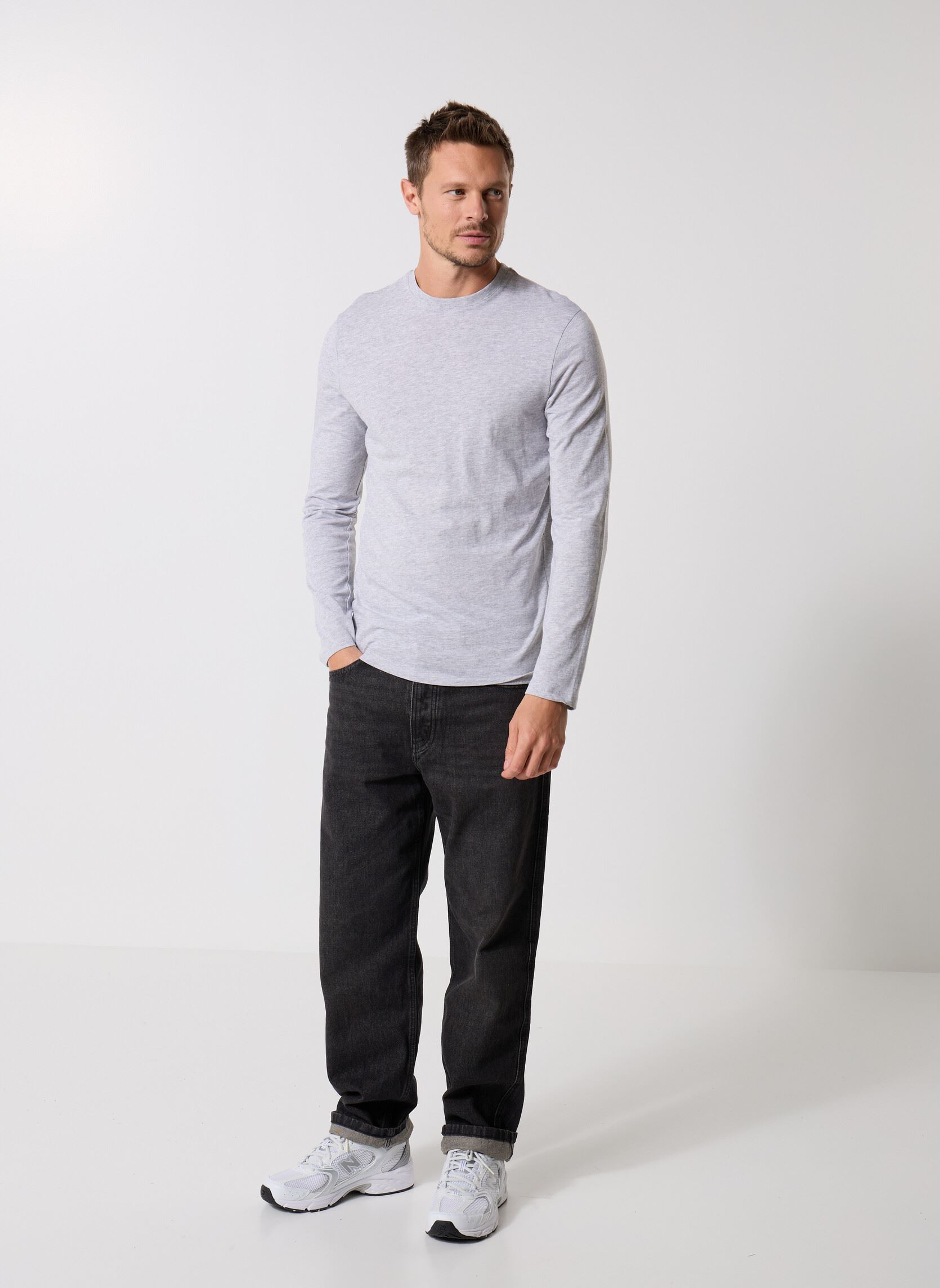 T-shirt a maniche lunghe TARUNI uomo grigio MADE BY T-shirt a maniche lunghe TARUNI uomo grigio GRIS