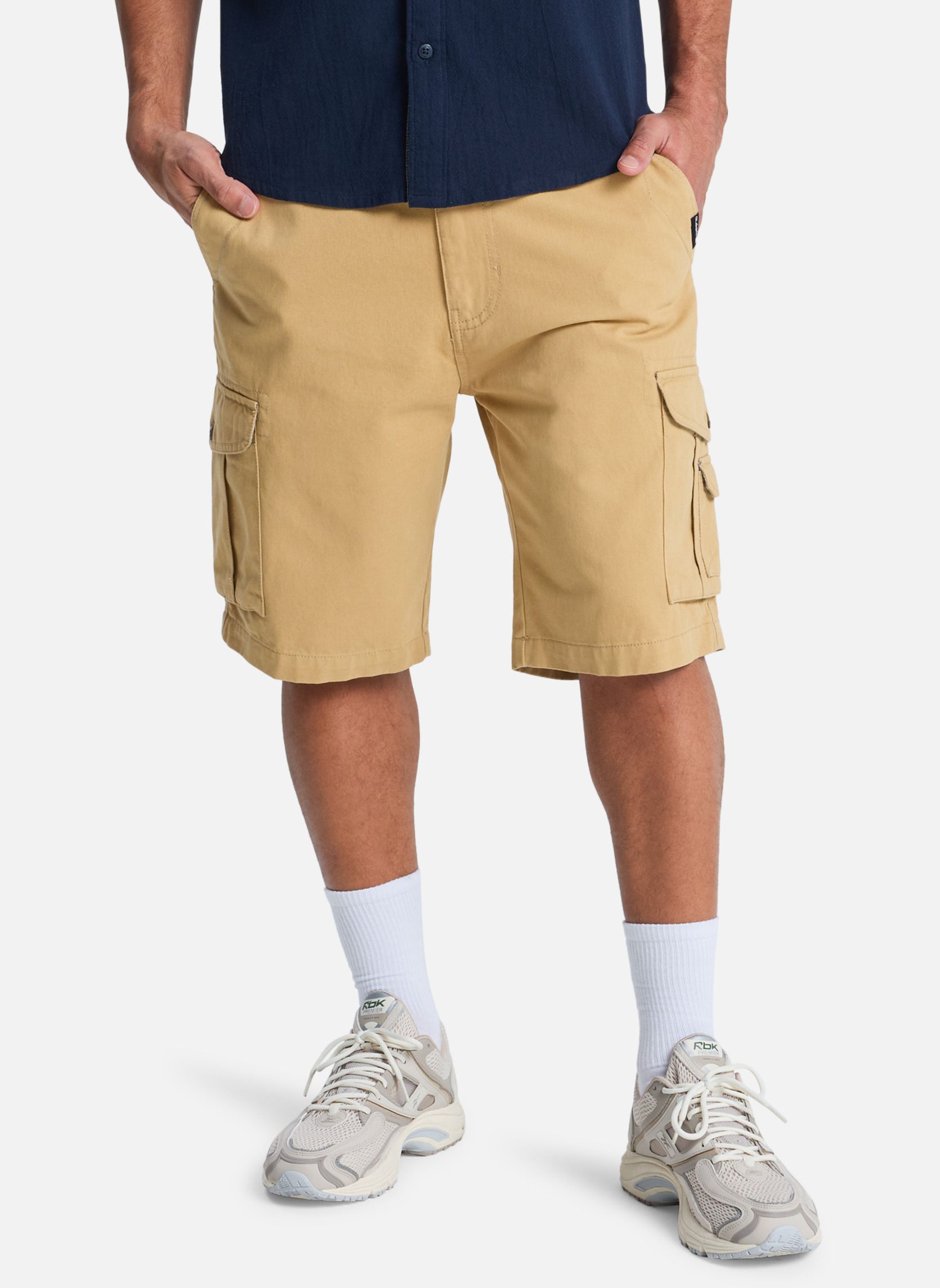 Shorts Crucial Battle Cargo homme beige Quiksilver Shorts Crucial Battle Cargo homme beige Beige