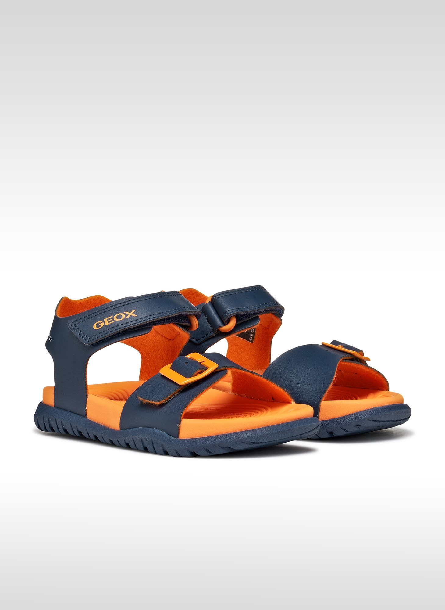Sandales J SANDAL FUSBETTO BOY garçon bleu Geox Sandales J SANDAL FUSBETTO BOY garçon bleu Bleu marine