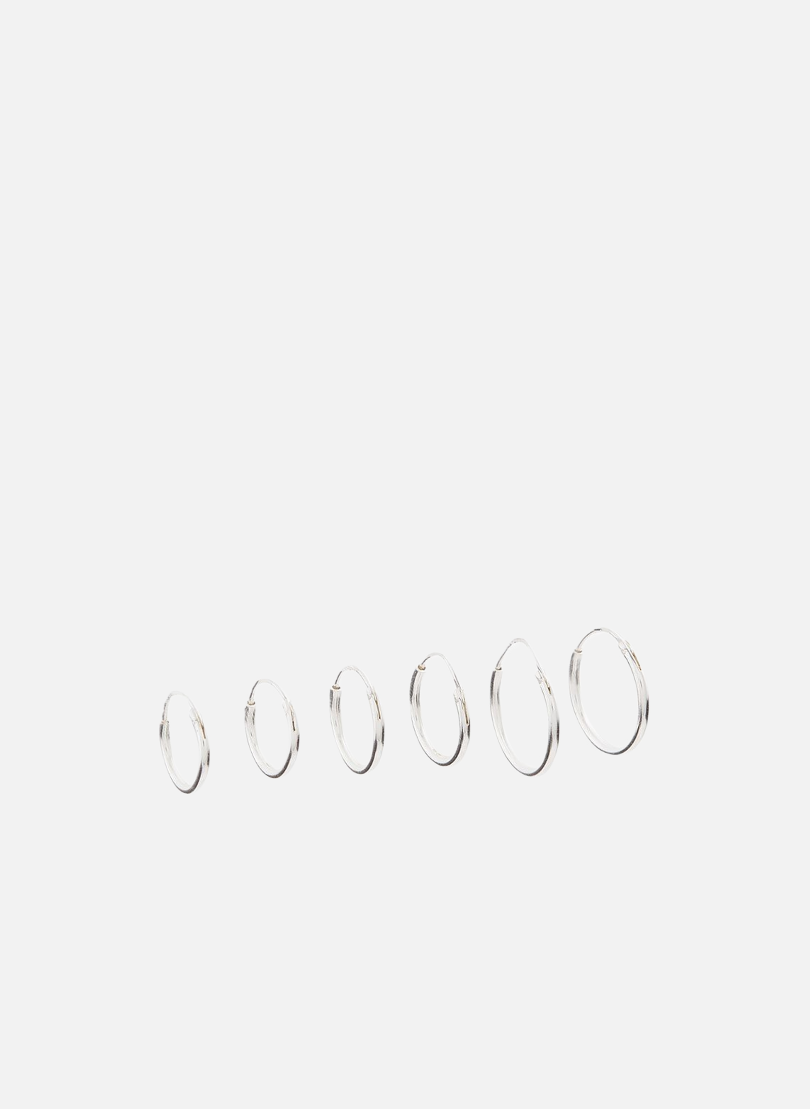 775813_2 775813_2