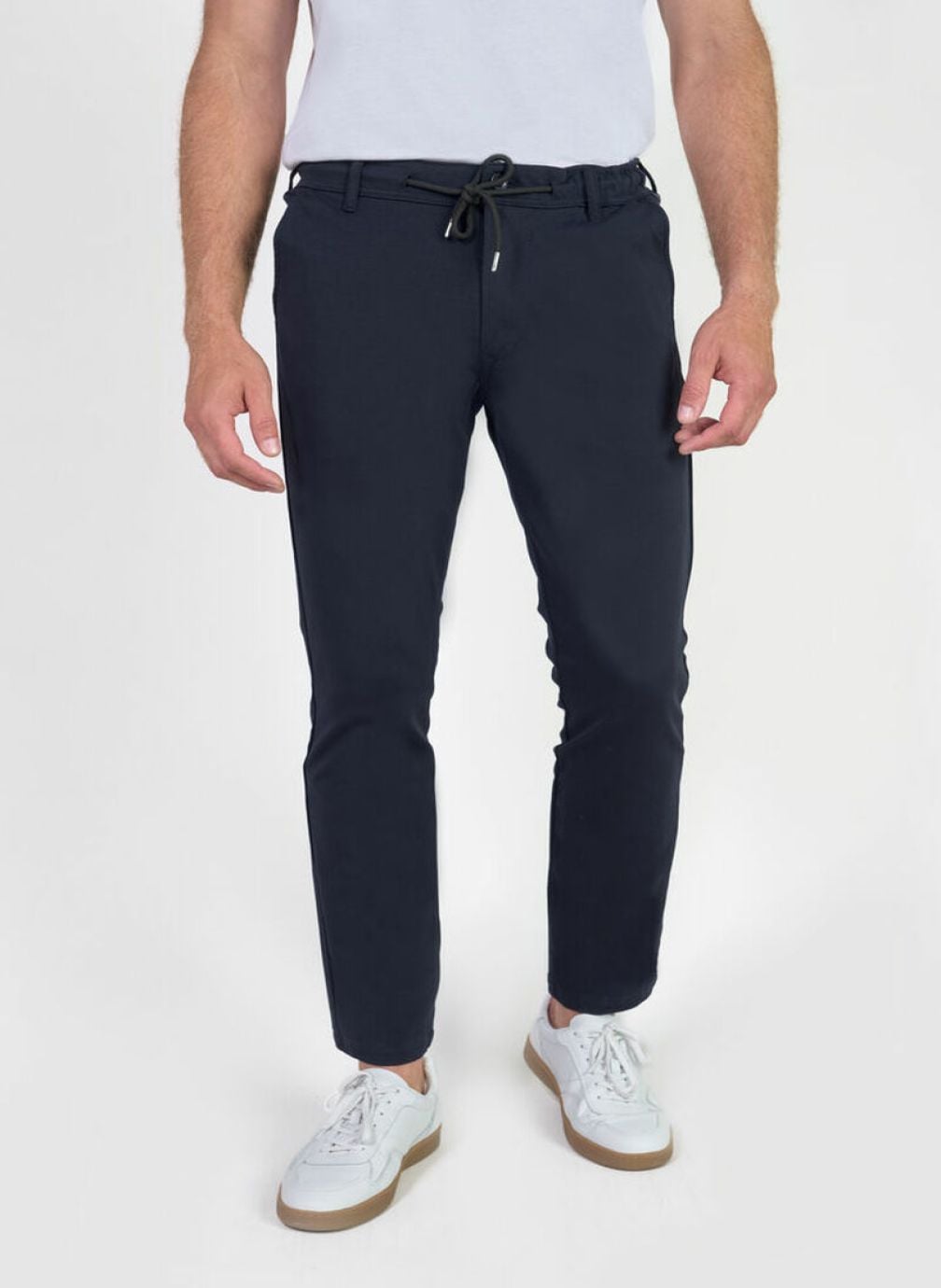 Pantalons droits Pantalon jogpant MALO Blue homme bleu Le temps des cerises Pantalons droits Pantalon jogpant MALO Blue homme bleu Bleu