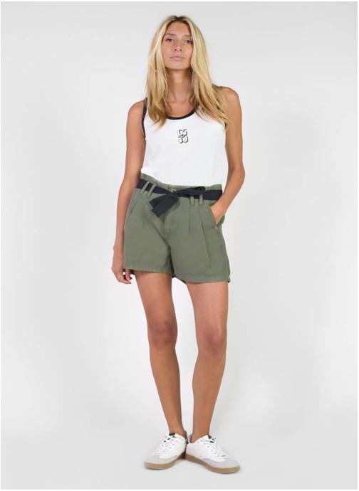 Le temps des cerises Shorts Short AMB Khaki femme vert