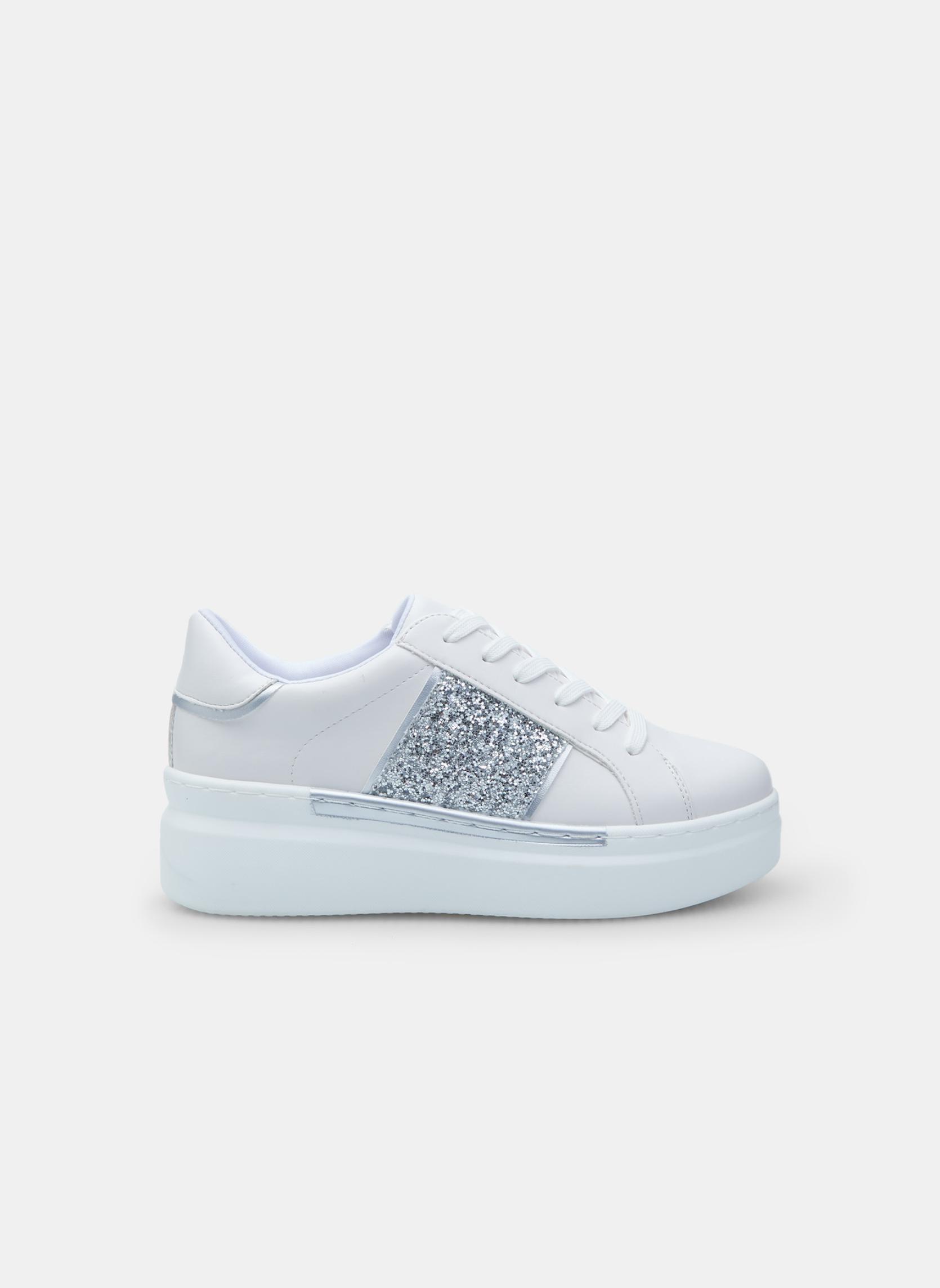 Baskets basses 6411154 femme blanc Bata Baskets basses 6411154 femme blanc Blanc