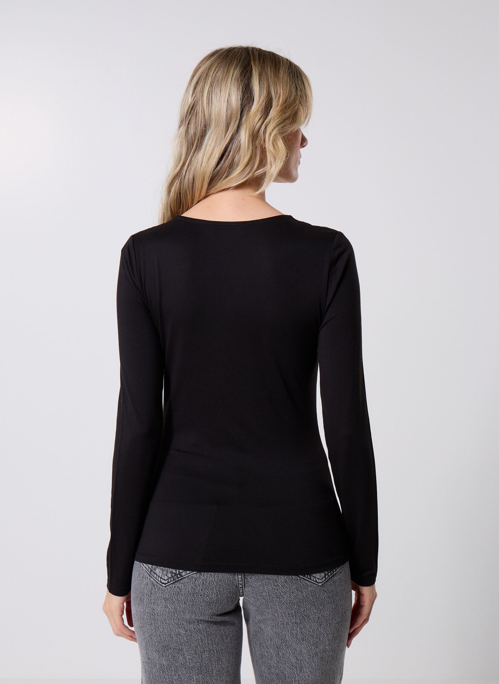 Langarm-T-Shirts TIANA damen schwarz MADE BY Langarm-T-Shirts TIANA damen schwarz JET BLACK