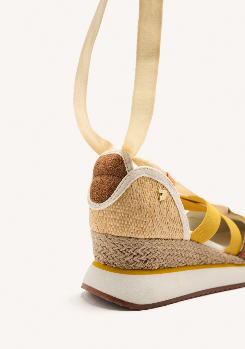 Sandales Casual Sandals - Baskets Compensées Ouvertes Cuir Et Raphia Littleton - Mostaza femme jaune Gioseppo Sandales Casual Sandals - Baskets Compensées Ouvertes Cuir Et Raphia Littleton - Mostaza femme jaune Jaune