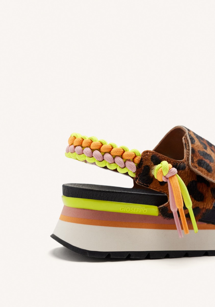 Sandales Casual Sandals - Sandales Sportives Cuir Imprimé Léopard Leverett - Leopardo femme multicolore Gioseppo Sandales Casual Sandals - Sandales Sportives Cuir Imprimé Léopard Leverett - Leopardo femme multicolore Multicouleur