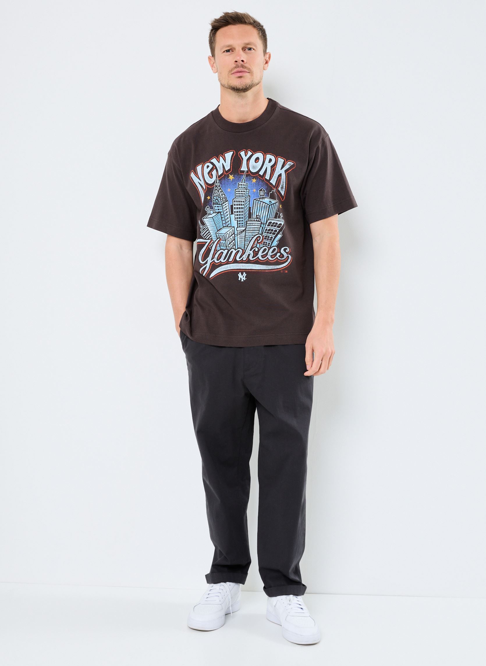 Tee-shirts manches courtes BB017TMKBRU643616C9 homme noir 47 BRAND Tee-shirts manches courtes BB017TMKBRU643616C9 homme noir CARBONITE