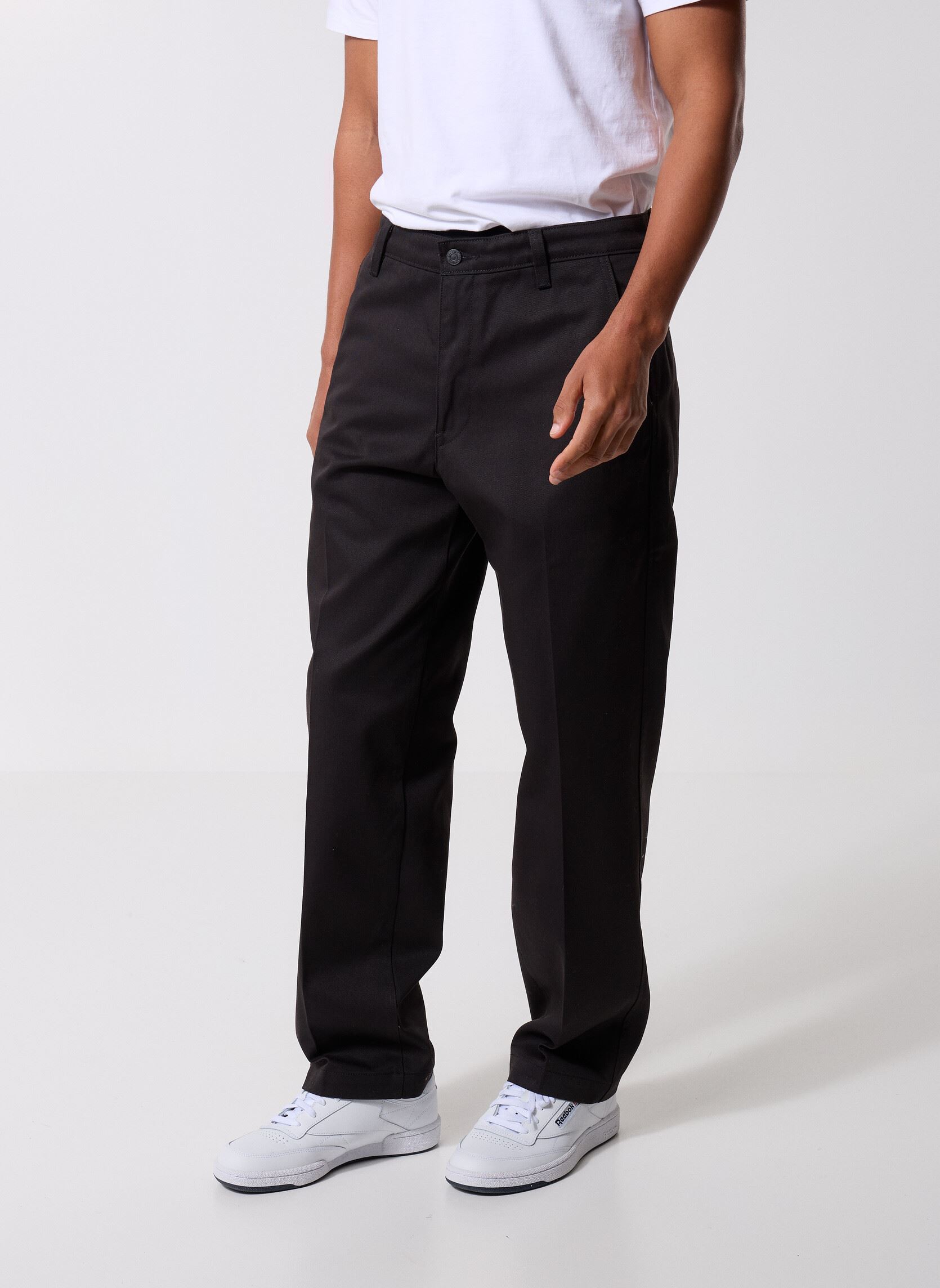 Vêtements Levi' XX CHINO LOOSE STRT BLACKS pour Accessoires