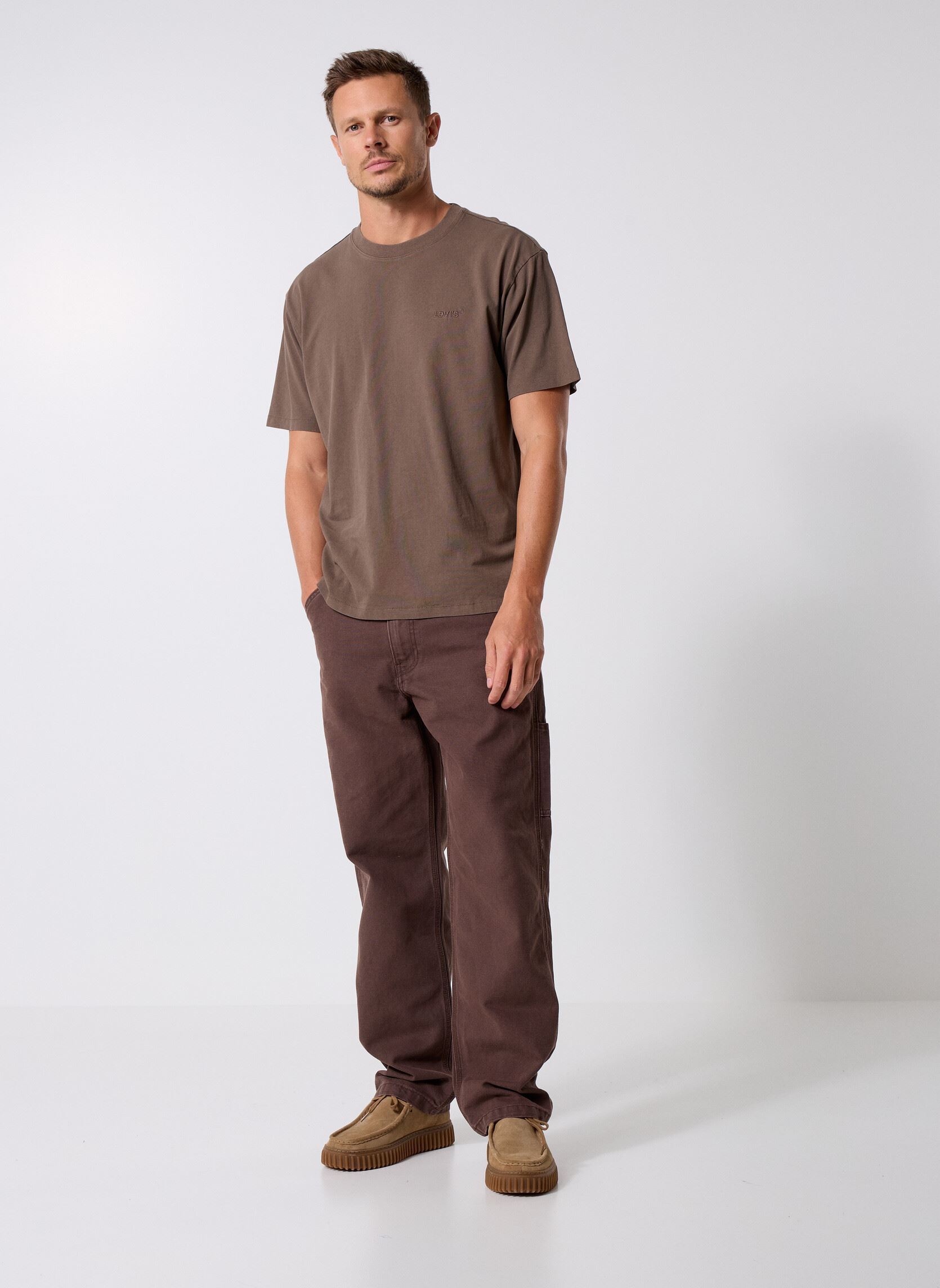 Tee-shirts manches courtes RED TAB VINTAGE TEE BROWNS homme marron Levi's Tee-shirts manches courtes RED TAB VINTAGE TEE BROWNS homme marron GARMENT DYE KHAKI GR