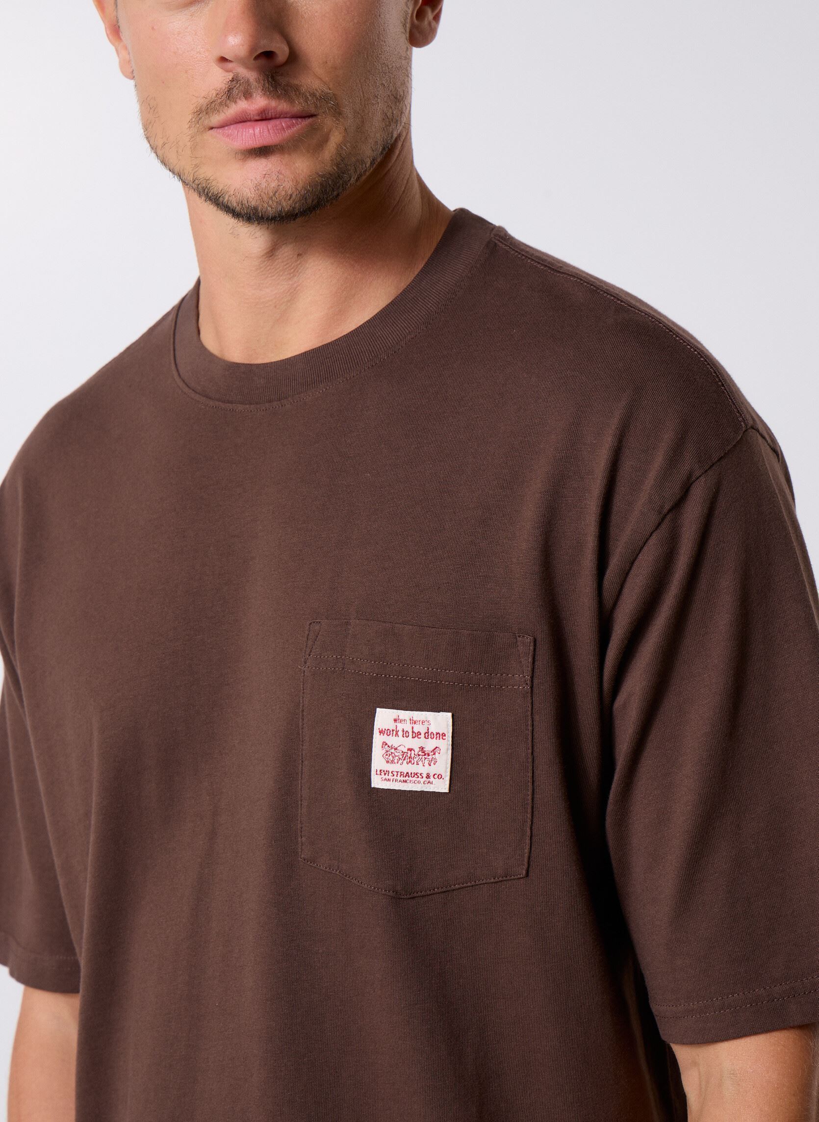 Tee-shirts manches courtes SS WORKWEAR TEE BROWNS homme marron Levi's Tee-shirts manches courtes SS WORKWEAR TEE BROWNS homme marron Bracken