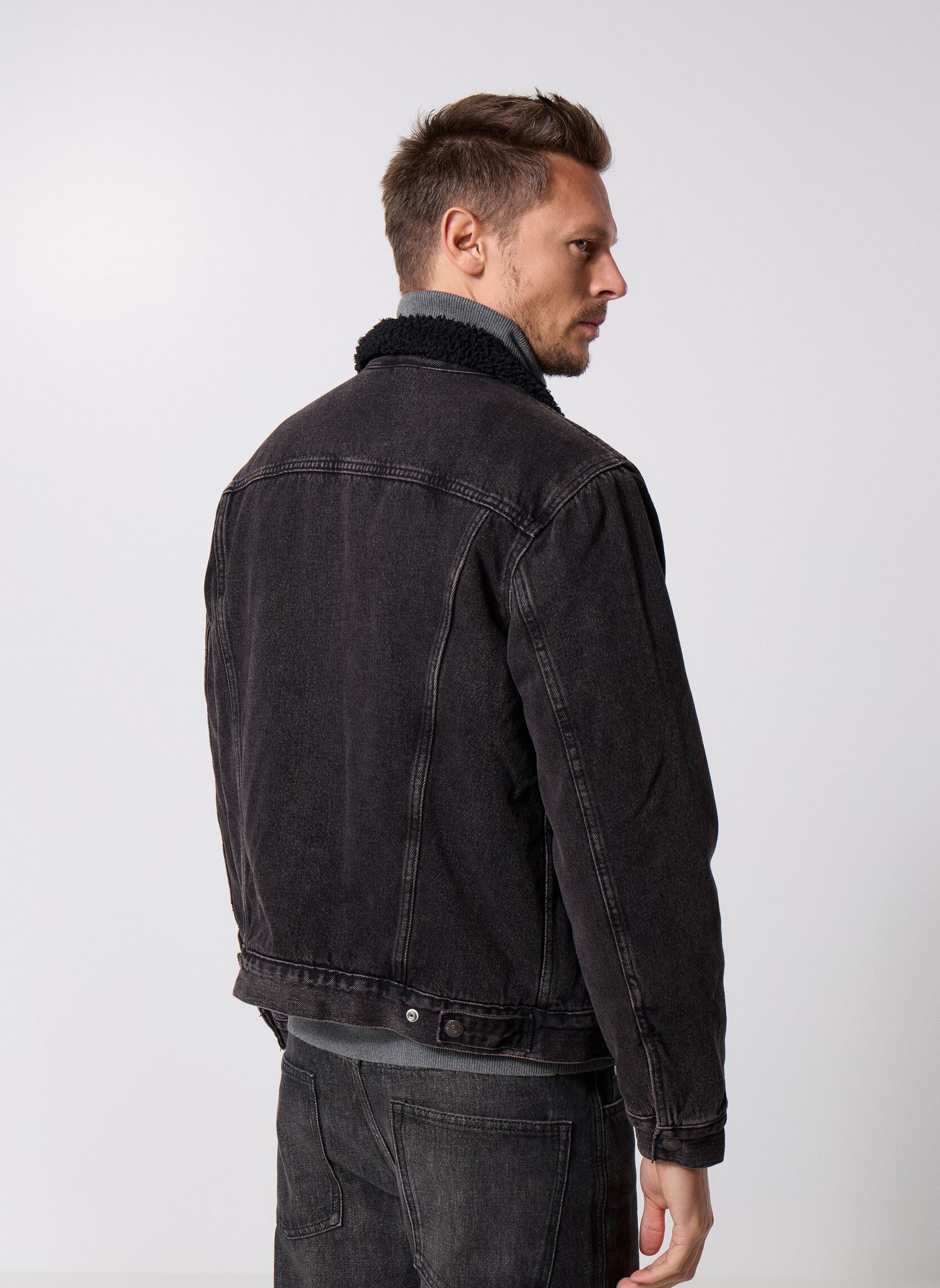 Vestes TYPE 3 SHERPA TRUCKER BLACKS homme noir Levi's Vestes TYPE 3 SHERPA TRUCKER BLACKS homme noir BUILT TO LAST SHERPA