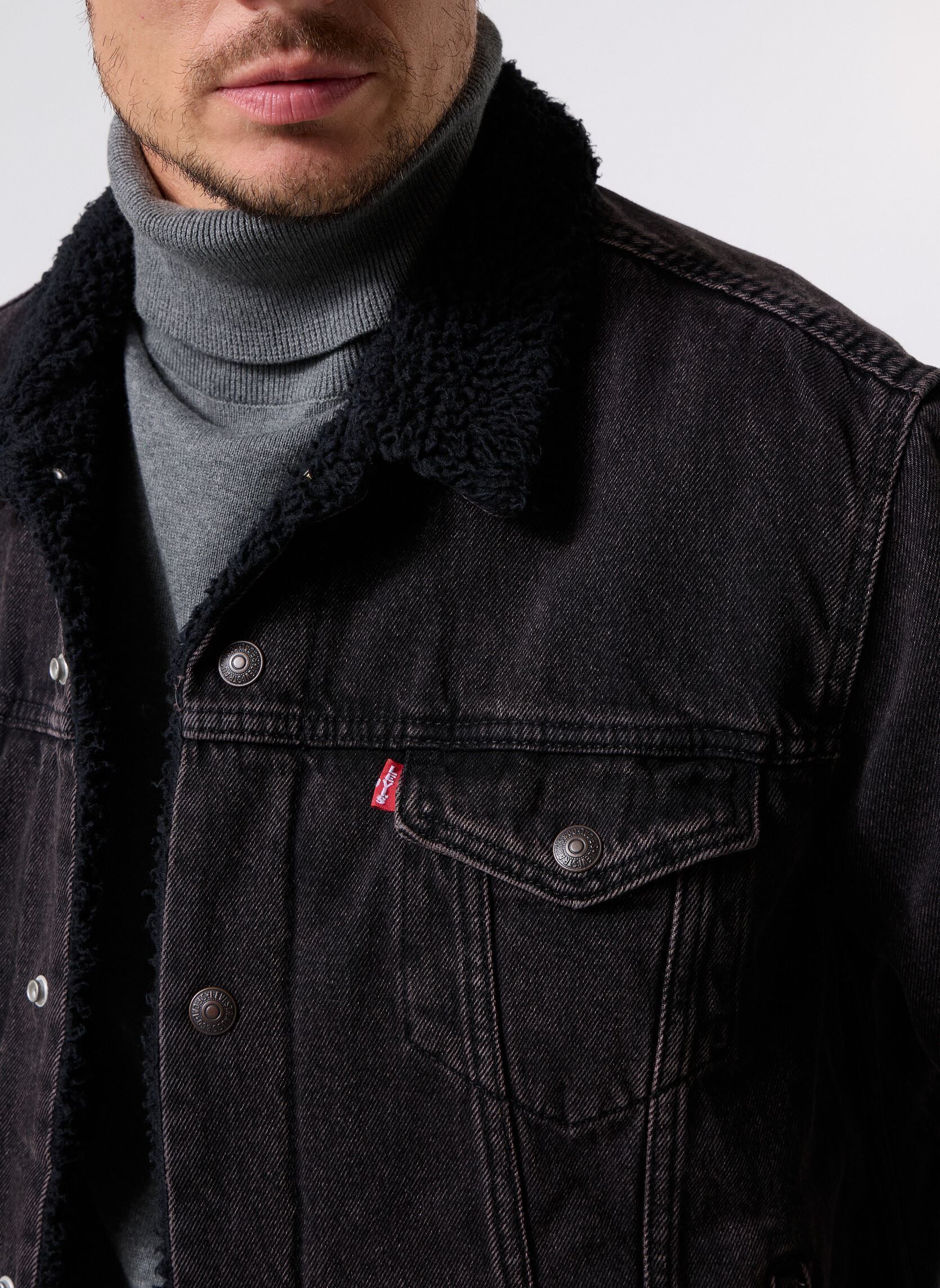 Vestes TYPE 3 SHERPA TRUCKER BLACKS homme noir Levi's Vestes TYPE 3 SHERPA TRUCKER BLACKS homme noir BUILT TO LAST SHERPA