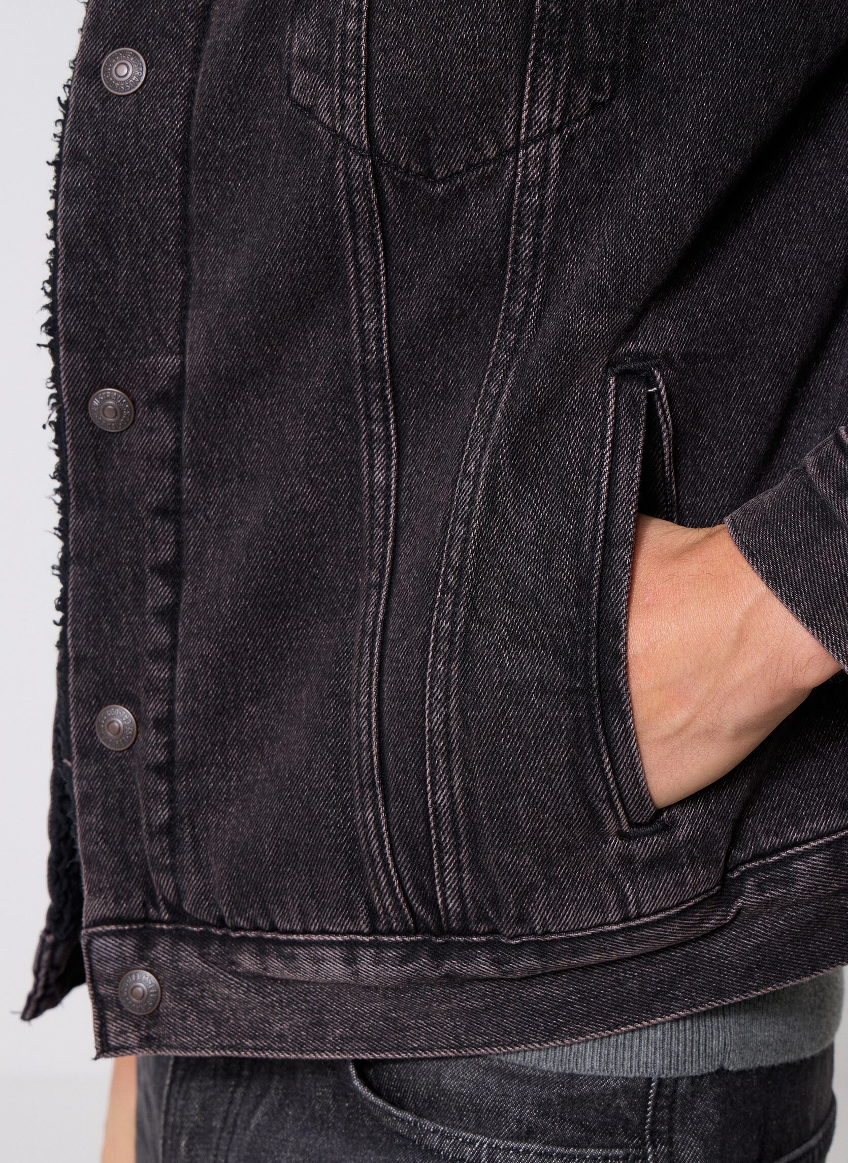 Vestes TYPE 3 SHERPA TRUCKER BLACKS homme noir Levi's Vestes TYPE 3 SHERPA TRUCKER BLACKS homme noir BUILT TO LAST SHERPA
