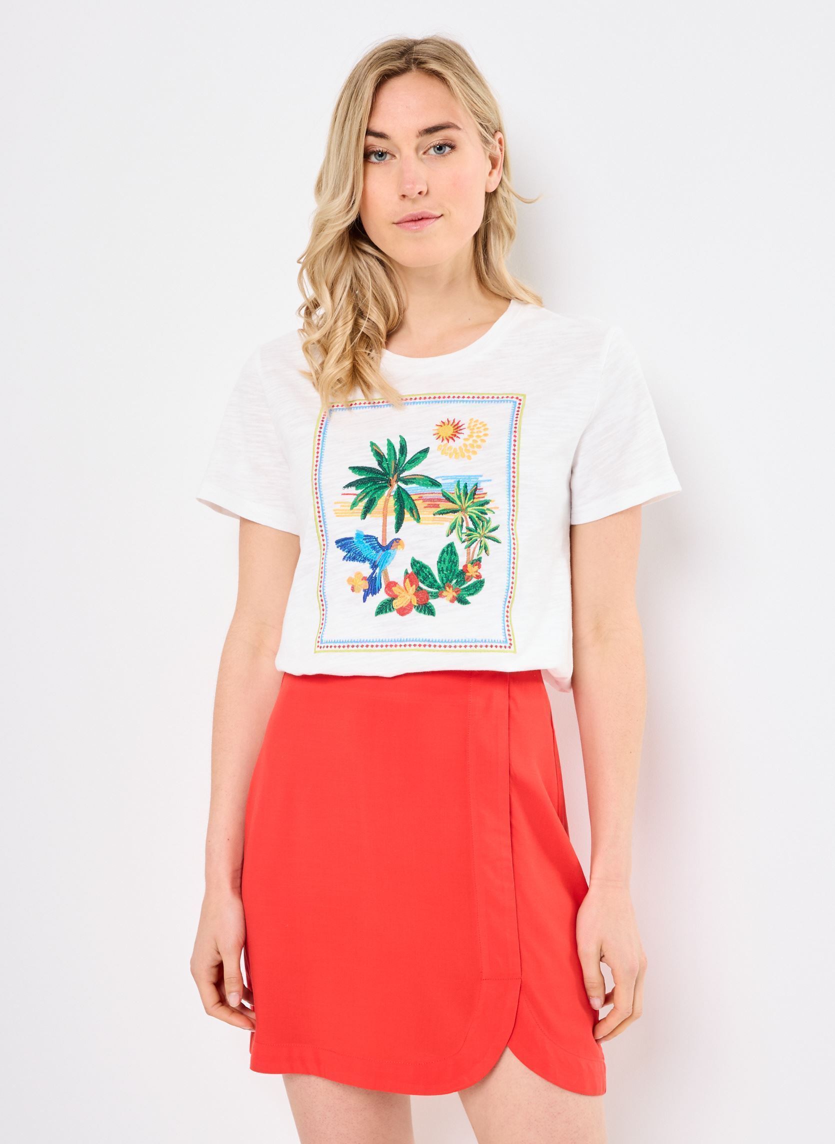 Tee-shirts manches courtes Tena femme blanc La Petite Etoile Tee-shirts manches courtes Tena femme blanc Ecru