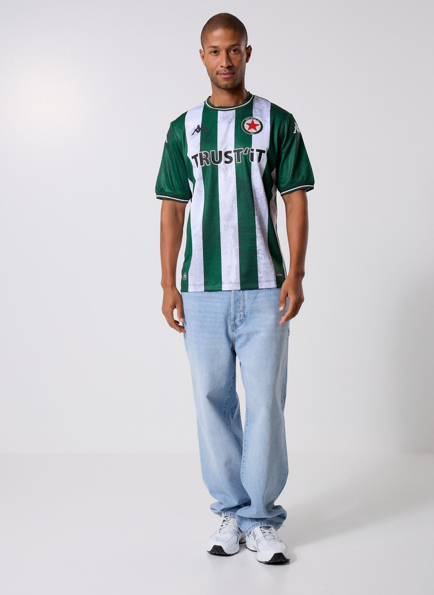 Tee-shirts manches courtes Kombat 2026 Home Red Star homme vert Kappa Tee-shirts manches courtes Kombat 2026 Home Red Star homme vert GREEN FORMAL-WHITE-RED
