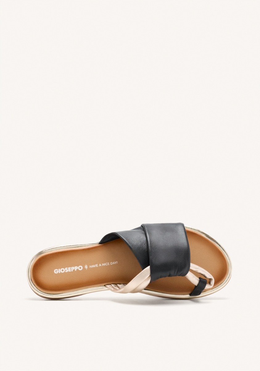 Sandales Sandals - Sandales Plates Cuir Whately - Noir femme noir Gioseppo Sandales Sandals - Sandales Plates Cuir Whately - Noir femme noir Noir