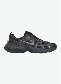 Baskets basses Wmns V2K Run femme noir Nike Baskets basses Wmns V2K Run femme noir Noir