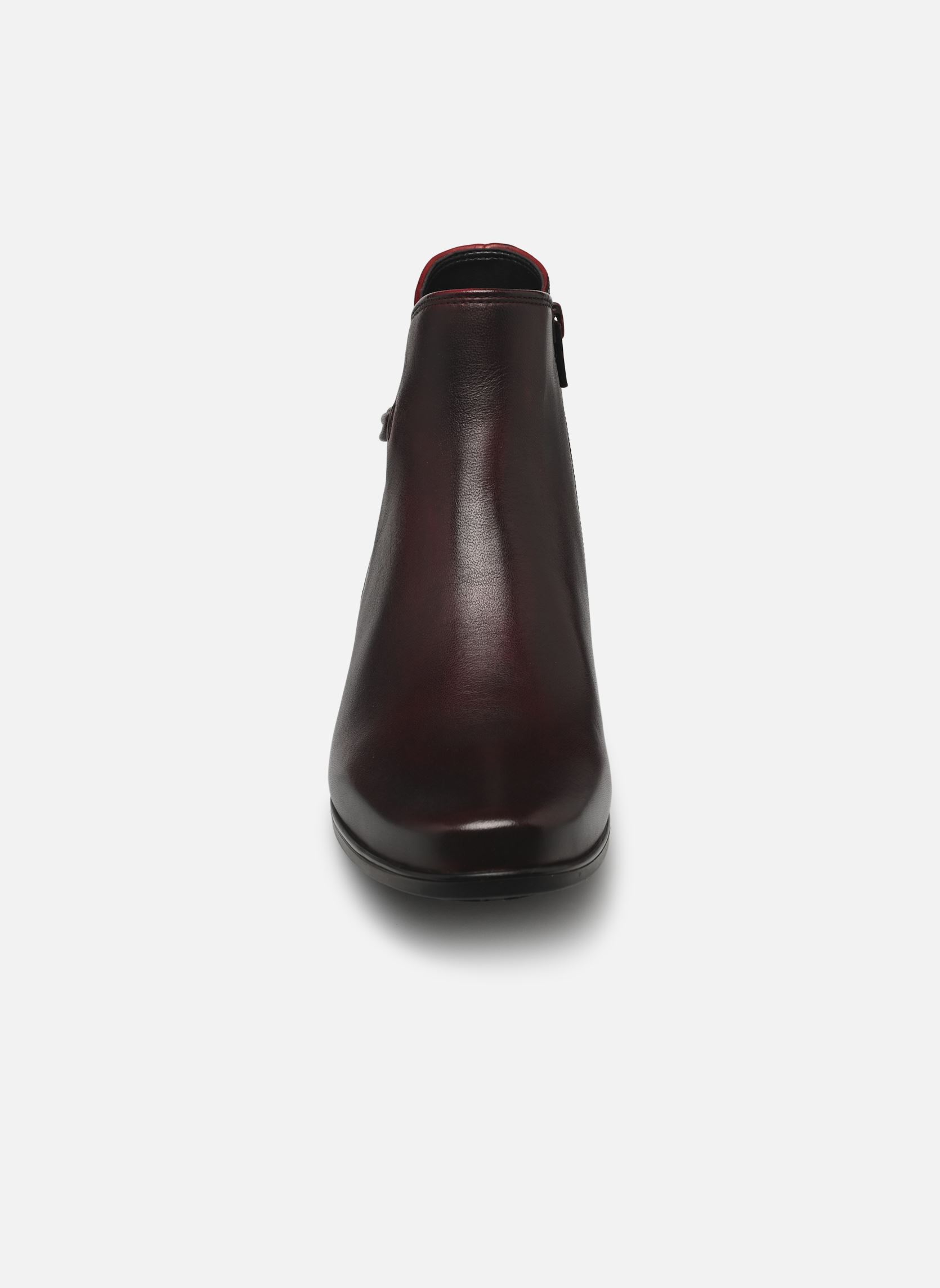 Enkellaarzen en boots 72.827 dames rood Gabor Enkellaarzen en boots 72.827 dames rood DARK-RED