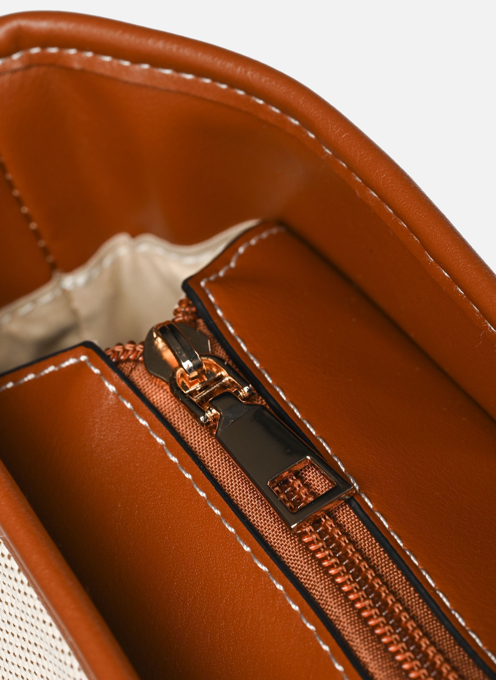 Umhängetaschen Sac BACO damen braun MADE BY Umhängetaschen Sac BACO damen braun CAMEL