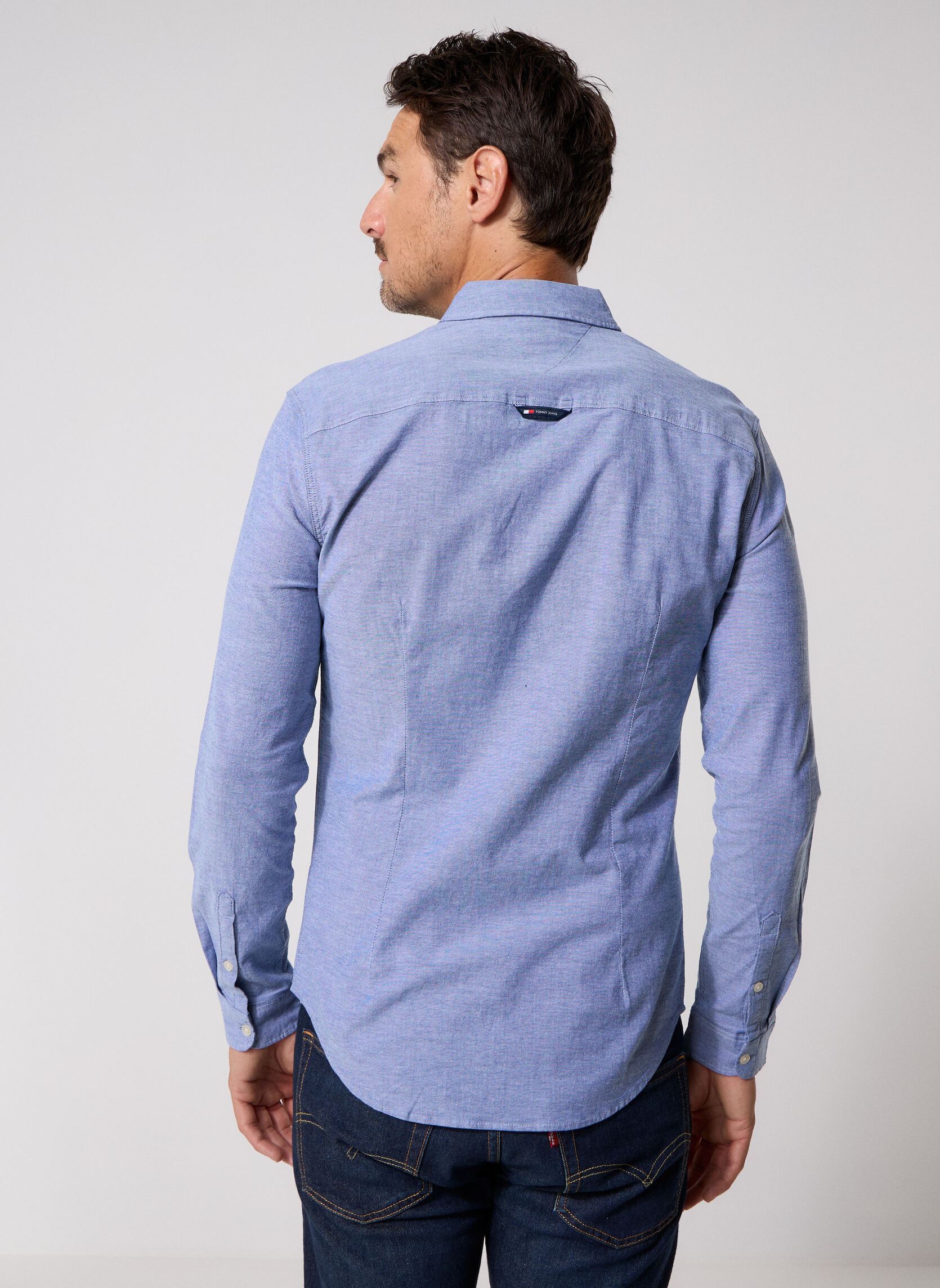 Hemden TJM SLIM STRETCH OXF herren blau Tommy Jeans Hemden TJM SLIM STRETCH OXF herren blau TWILIGHT NAVY