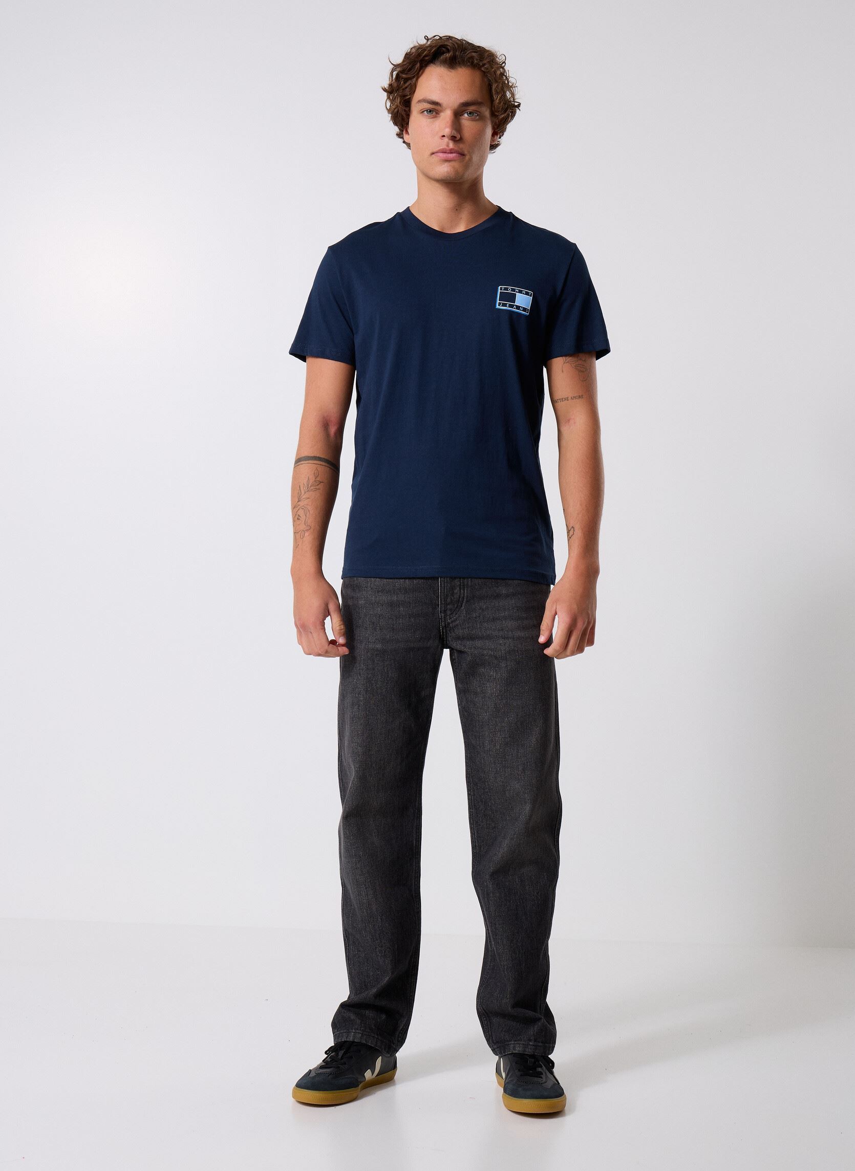 Tee-shirts manches courtes TJM SLIM POP COLOR F homme bleu Tommy Jeans Tee-shirts manches courtes TJM SLIM POP COLOR F homme bleu DARK NIGHT NAVY