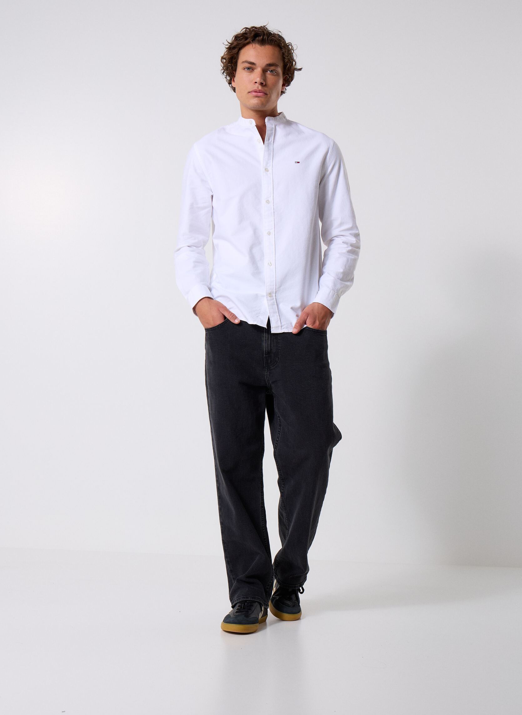 Camicie TJM ESSENTL REG BAND uomo bianco Tommy Jeans Camicie TJM ESSENTL REG BAND uomo bianco ECRU