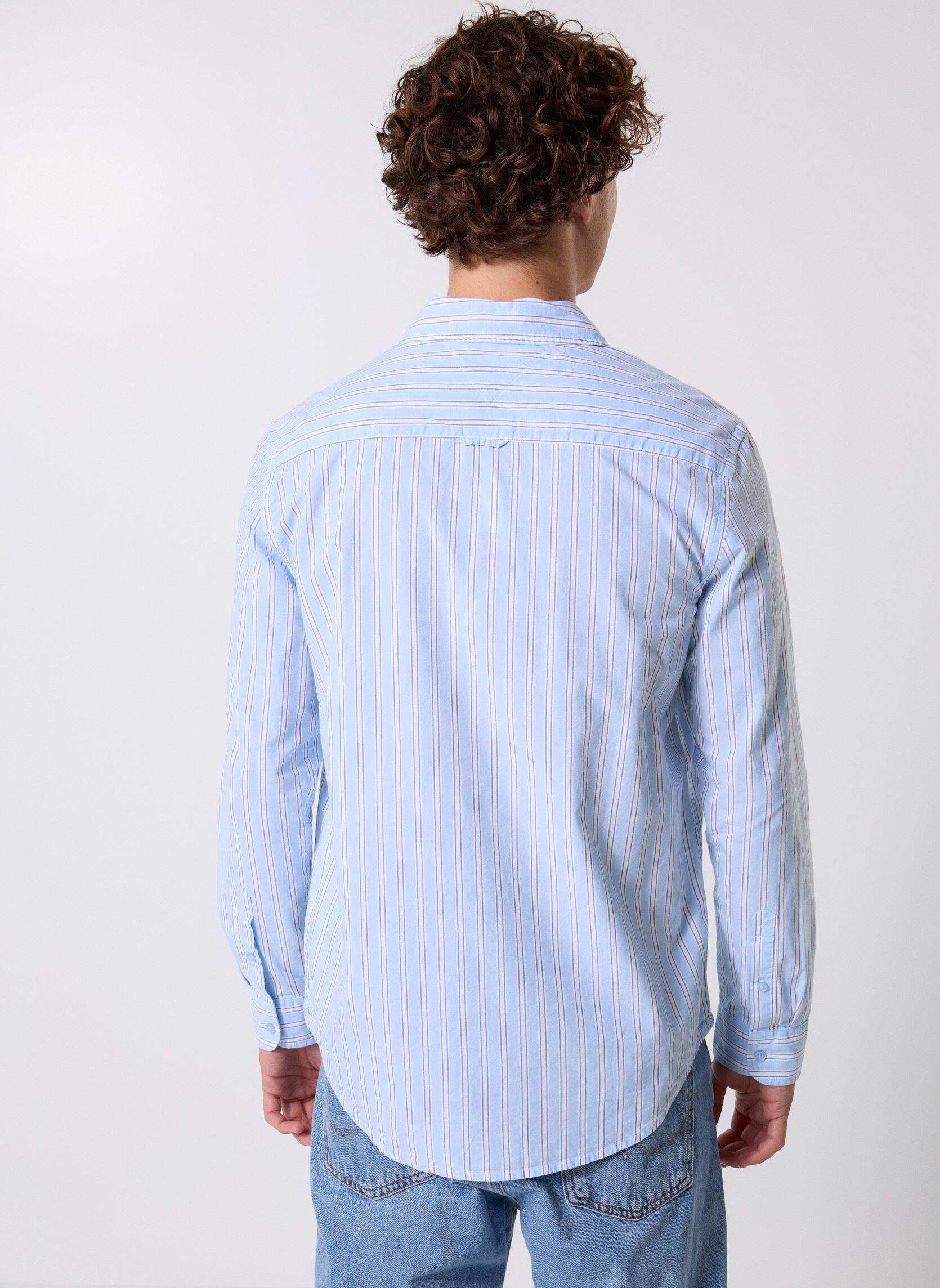 Hemden TJM ESSNT POPLIN REG heren blauw Tommy Jeans Hemden TJM ESSNT POPLIN REG heren blauw SWEET BLUE STRIPES