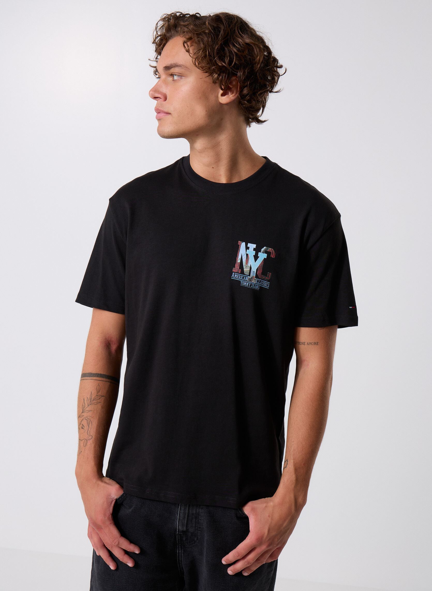 Vêtements Tommy Jeans TJM RLX NOVELTY GRAP pour Accessoires